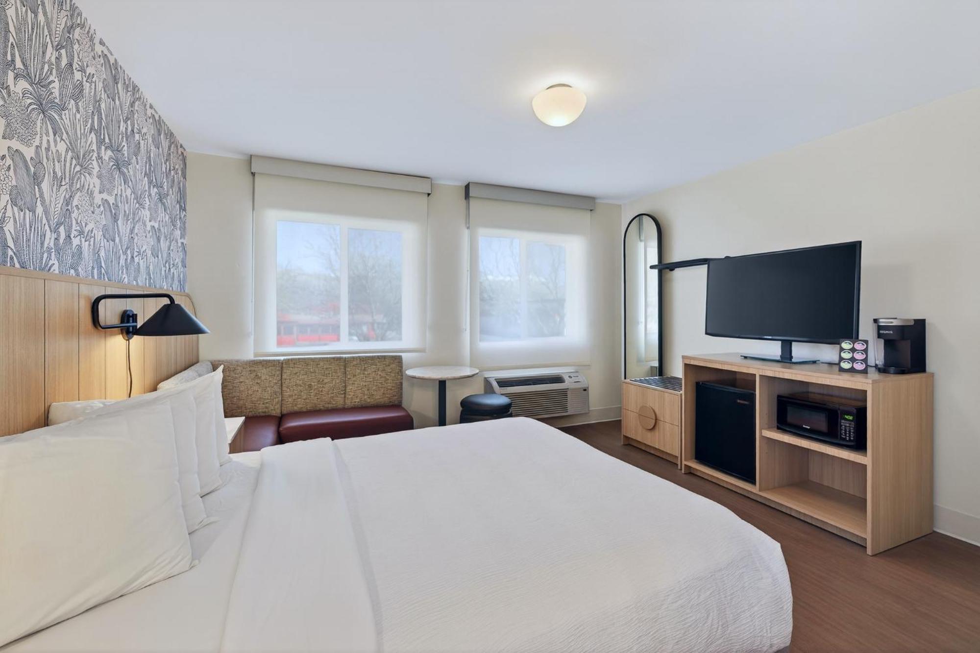 Superior Queen Room,1758297938:JPEG