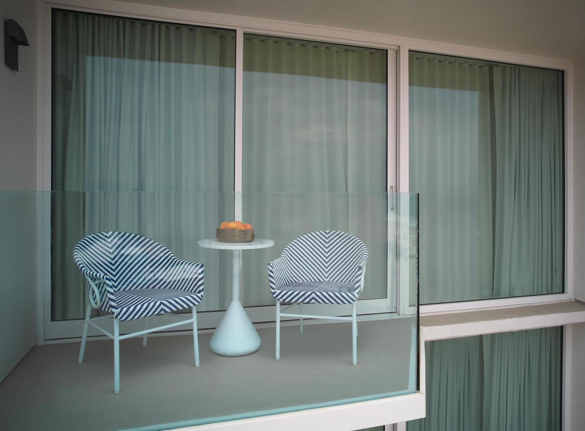 The Views King Room