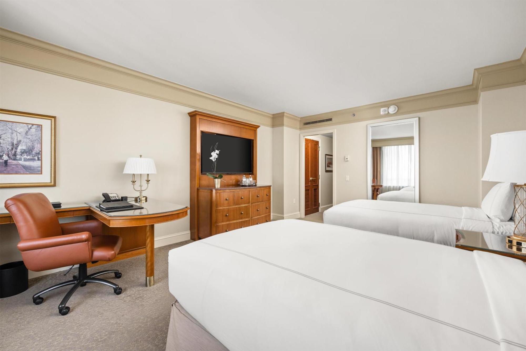 Superior Double Room with Two Double Beds,1758310081:JPEG