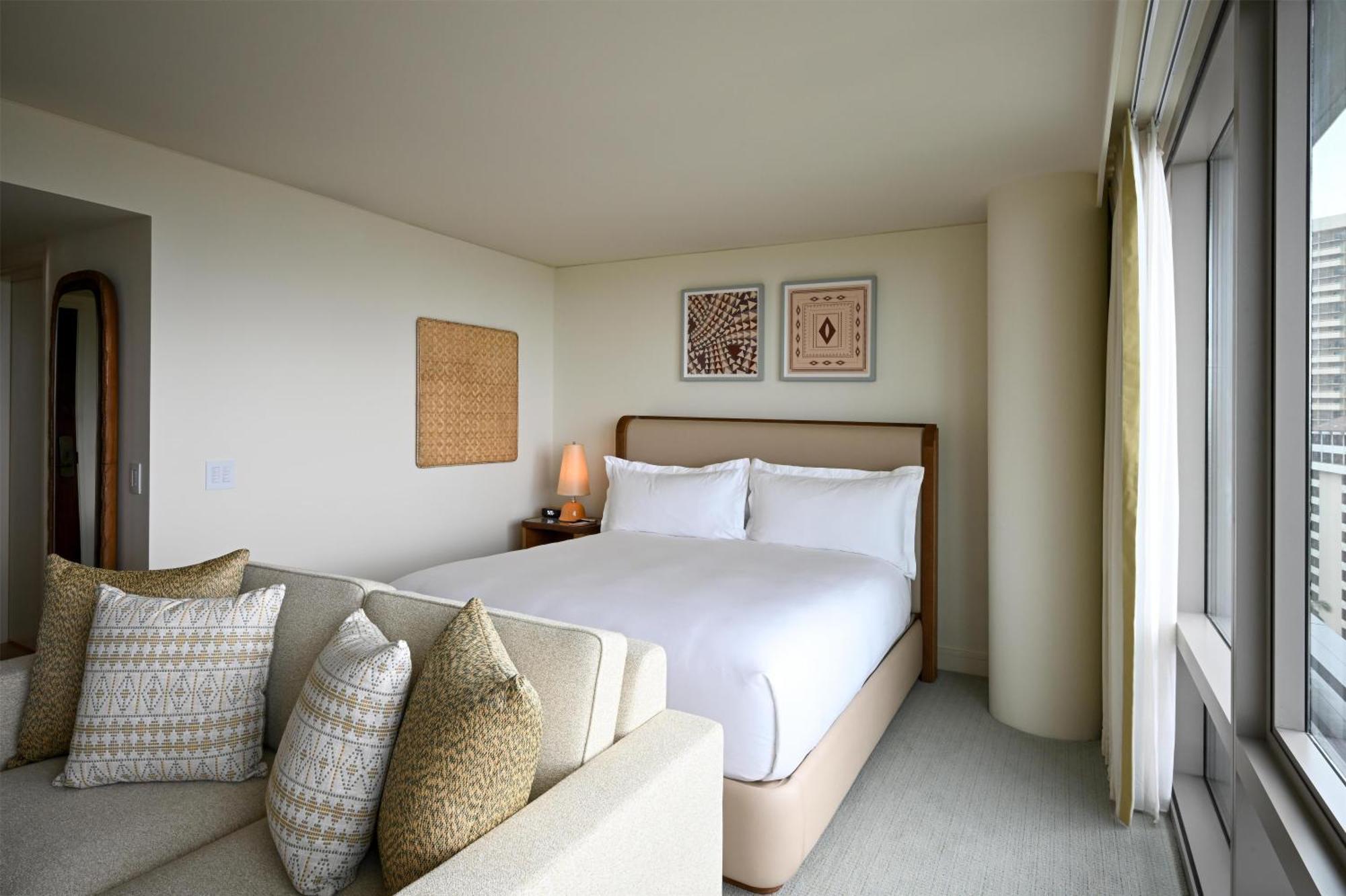 Superior King Room Partial Ocean View