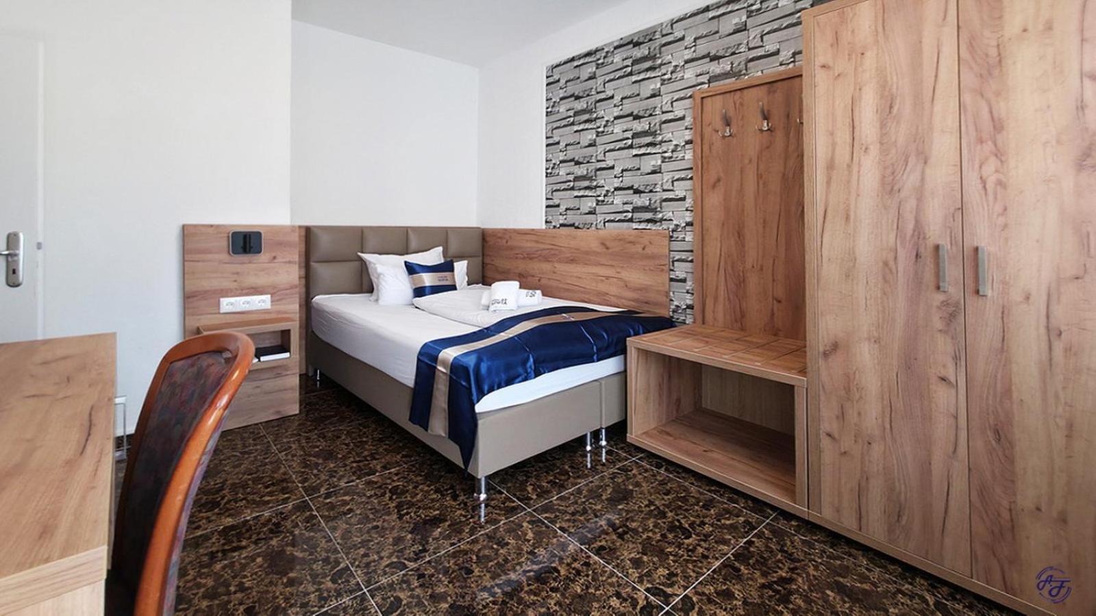 Single Room Balcony,1758320015:JPEG
