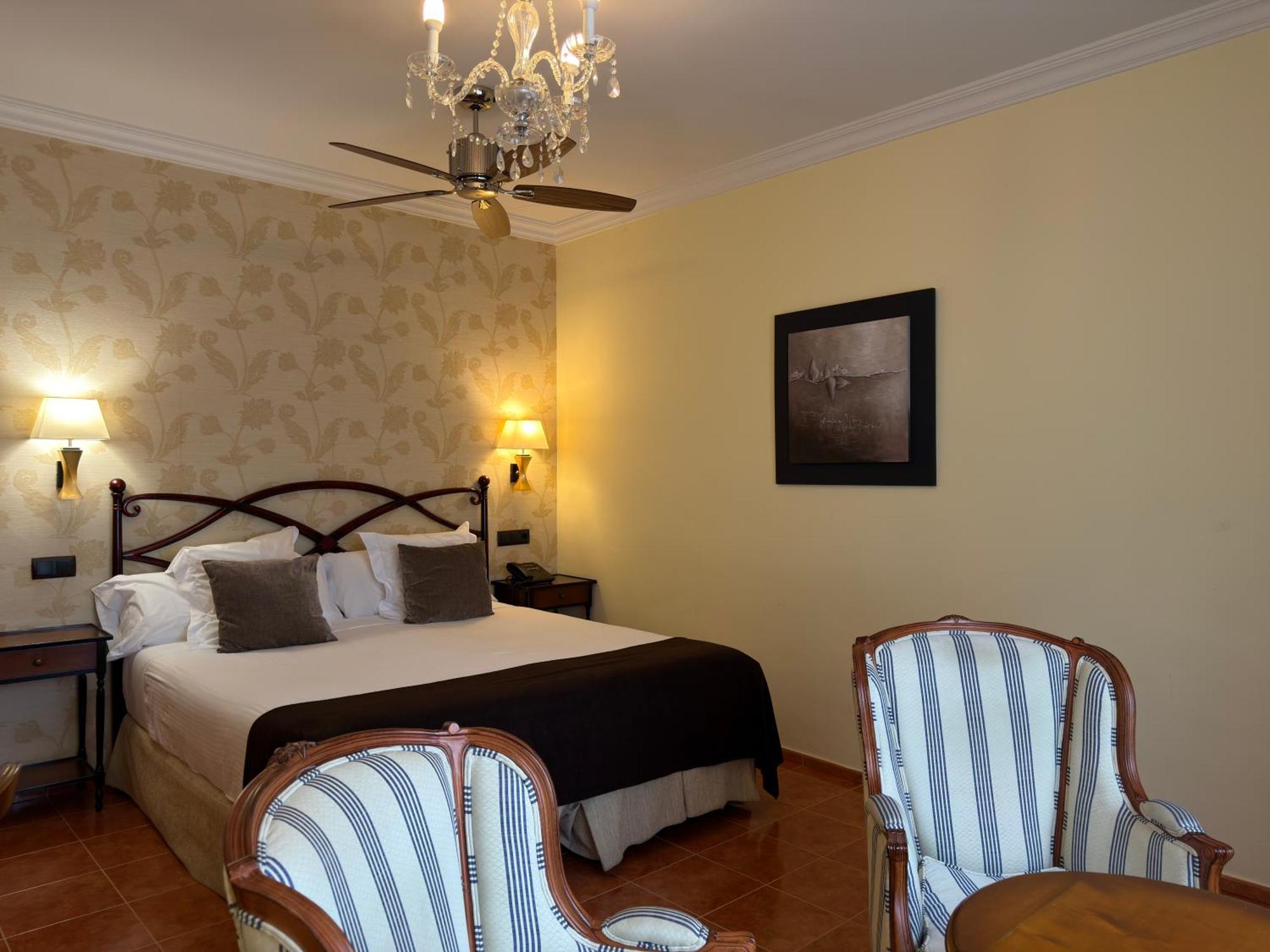 Standard Double Room,1758321042:JPEG