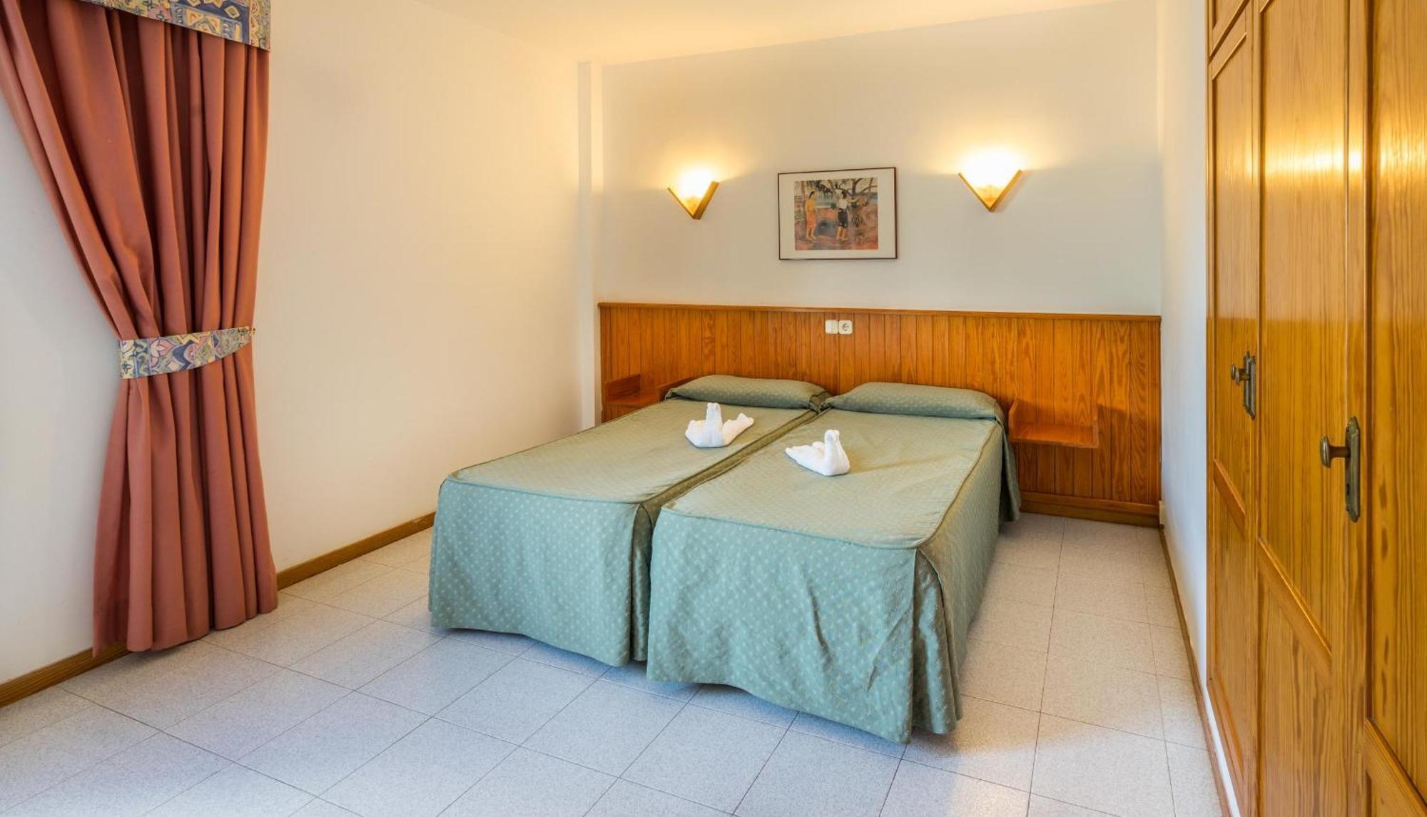 One-Bedroom Apartment,1758322679:JPEG