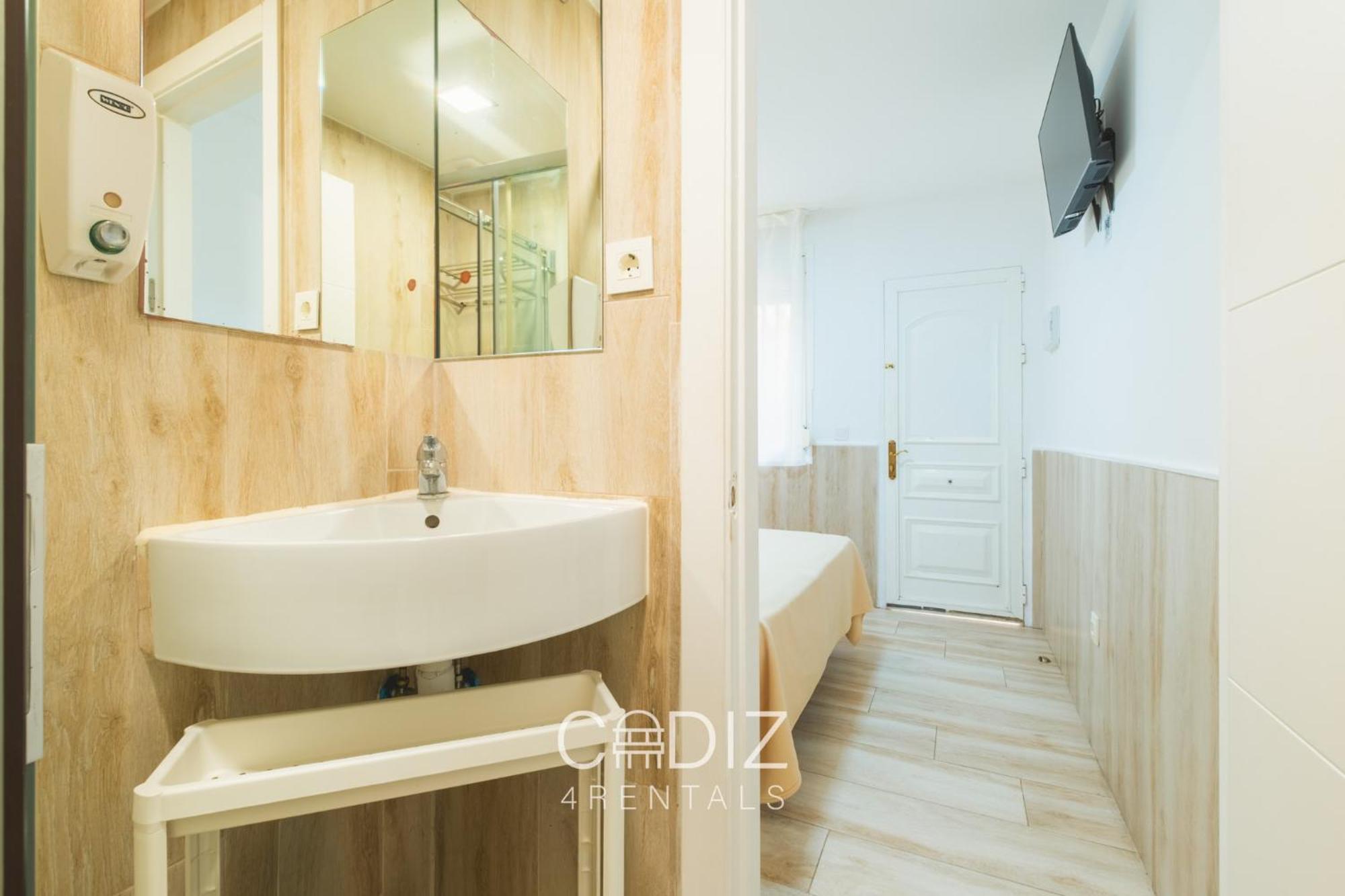 Economy Double Room