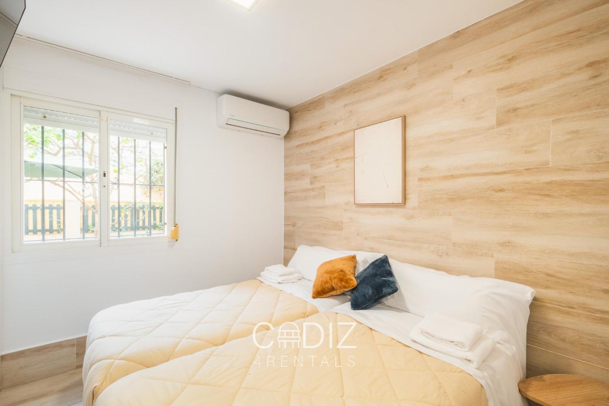 One-Bedroom Apartment Garden