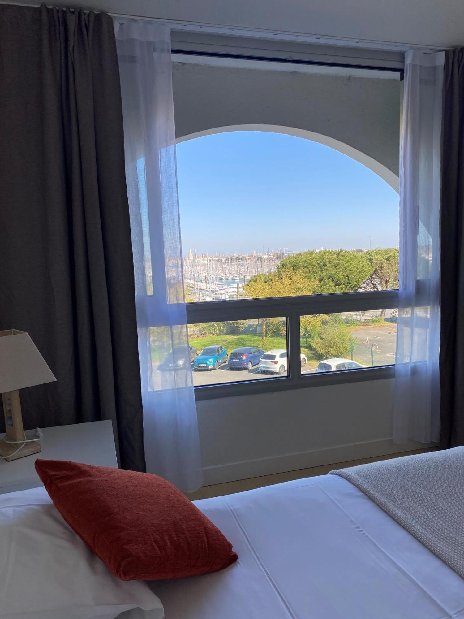 Renovated Studio Harbour View