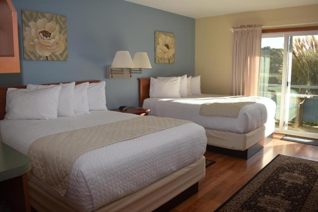 Two Queen Room