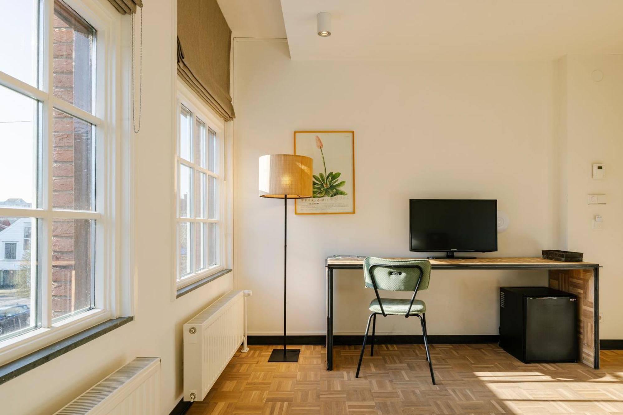 Bleecker Comfort Room