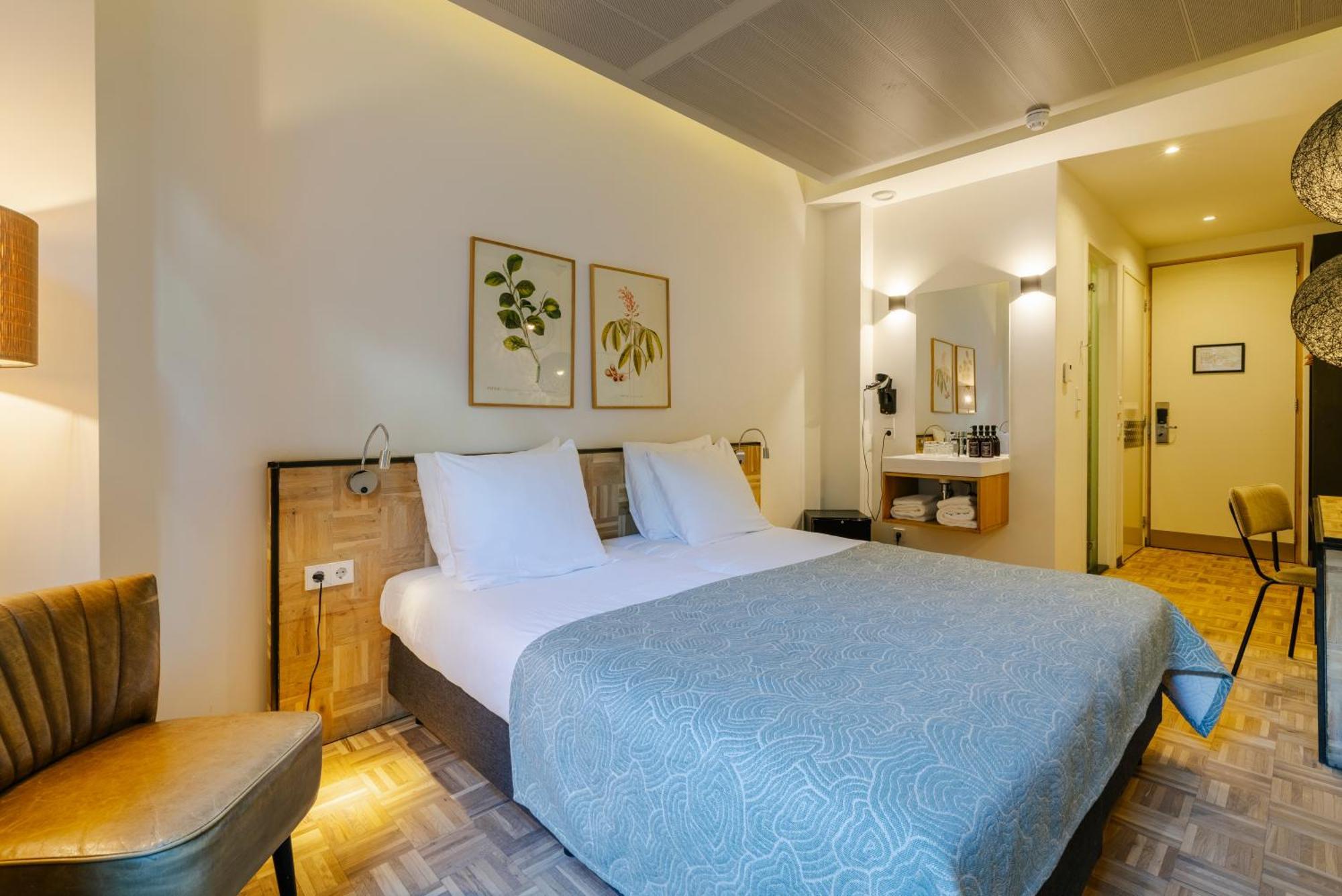 Bleecker Comfort Room