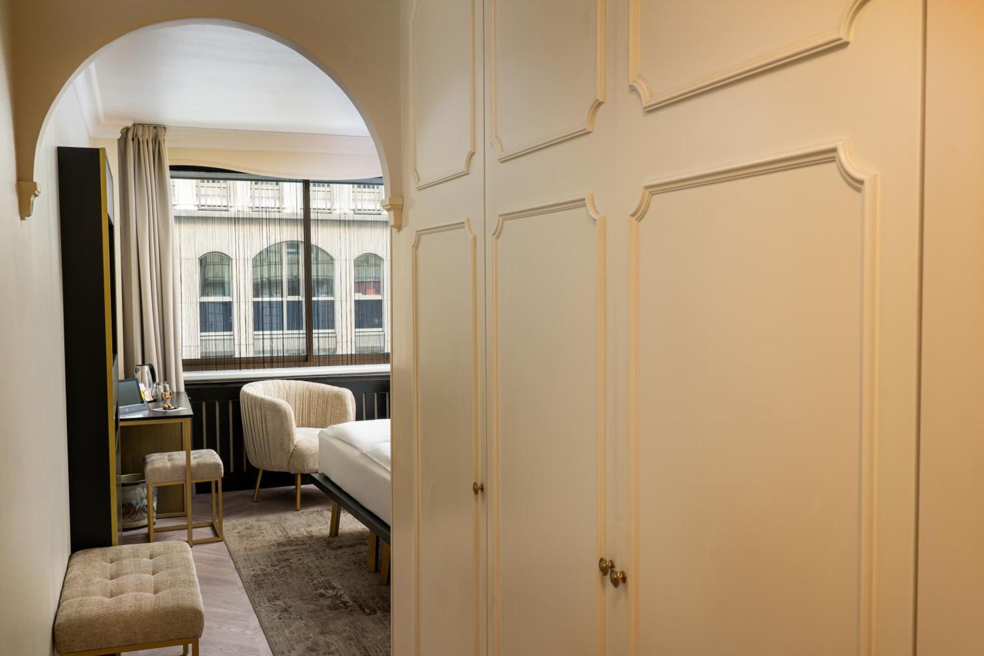 Superior Double Room,1758357195:JPEG
