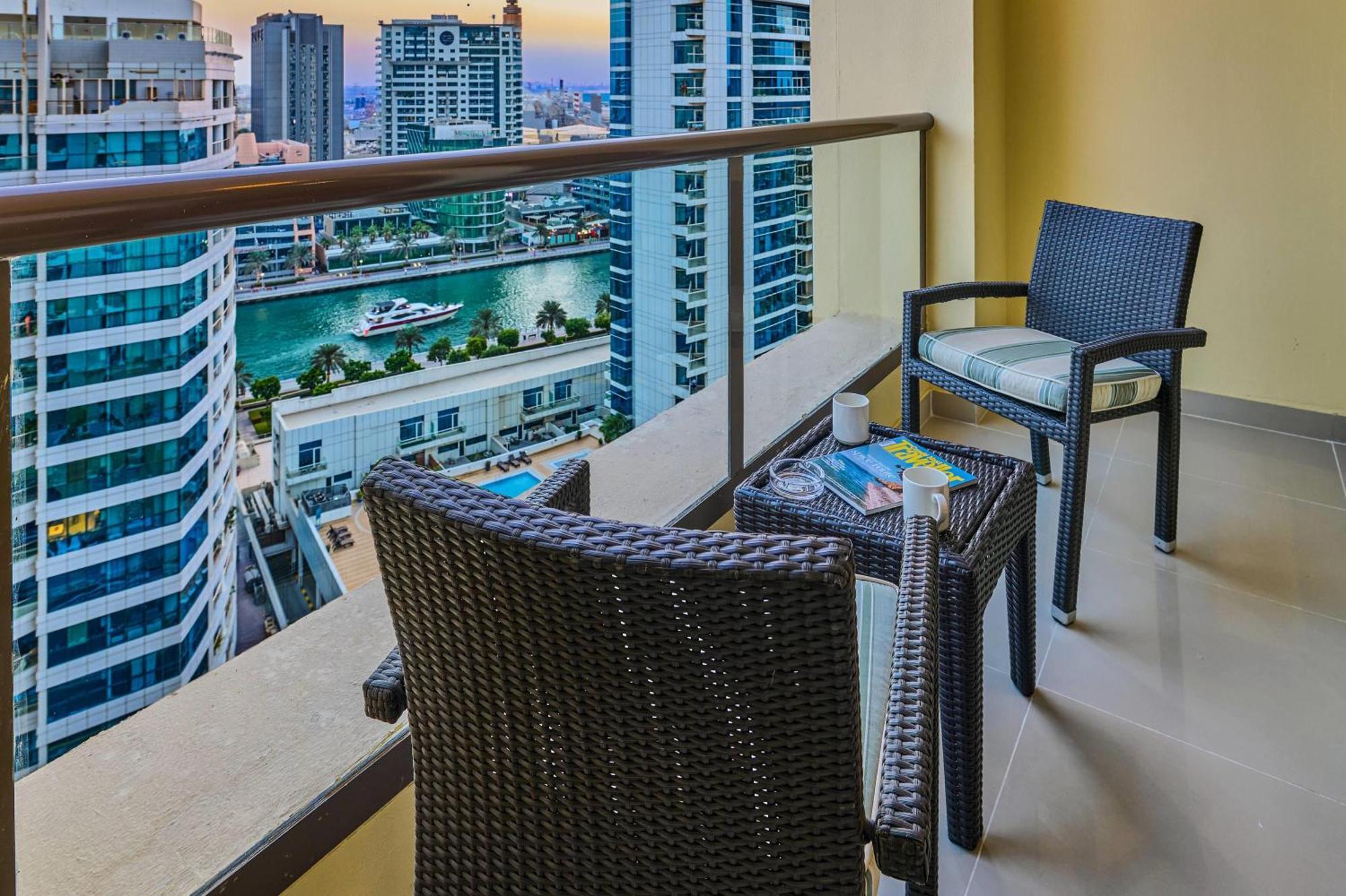 One-Bedroom King Suite Balcony City View