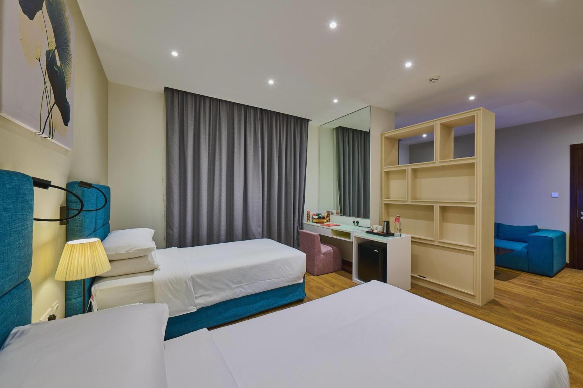 Deluxe Twin Room City View