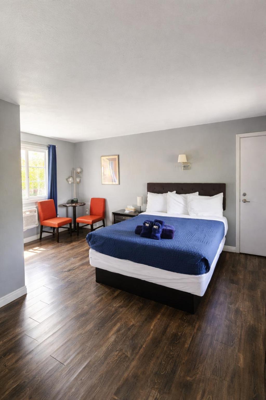 Queen Room