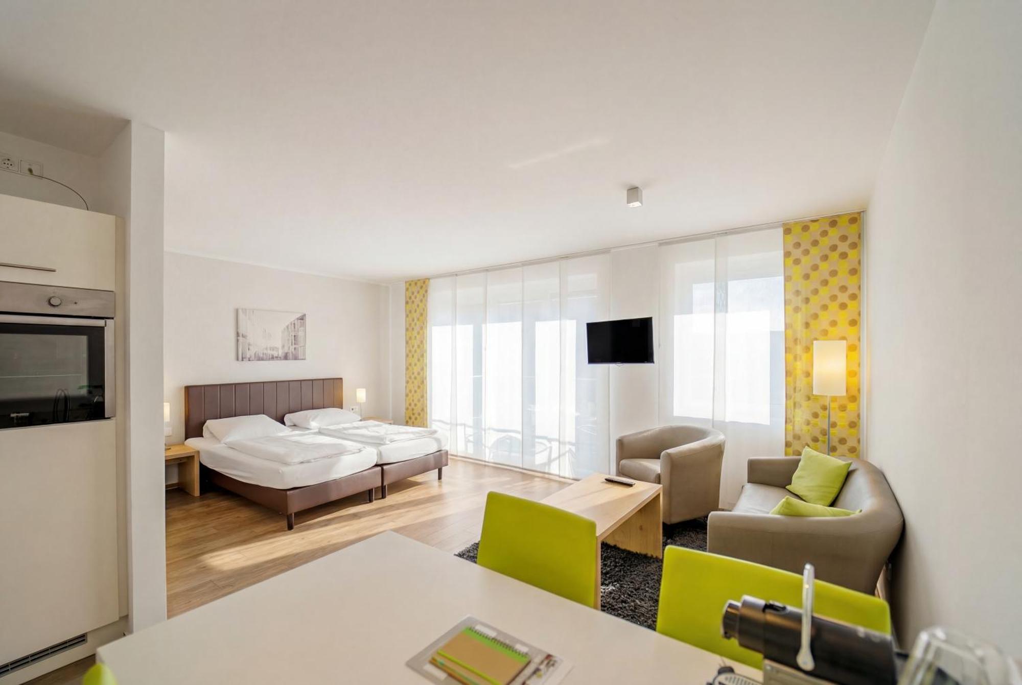 Studio Apartment