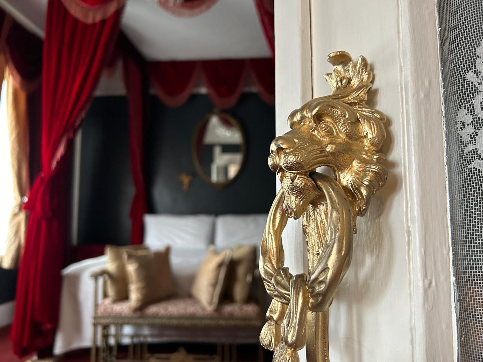 Executive King Suite