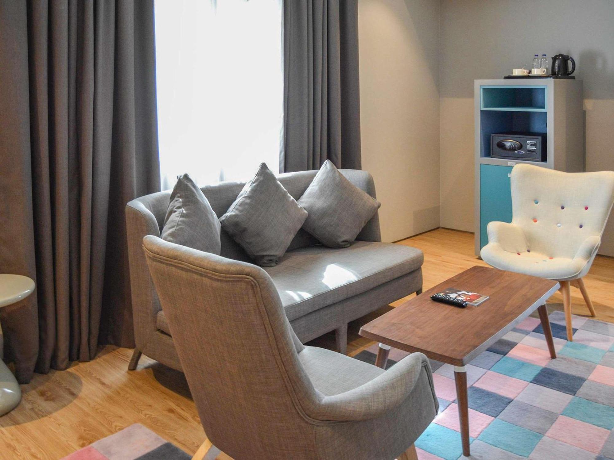 Double Suite a Living Room