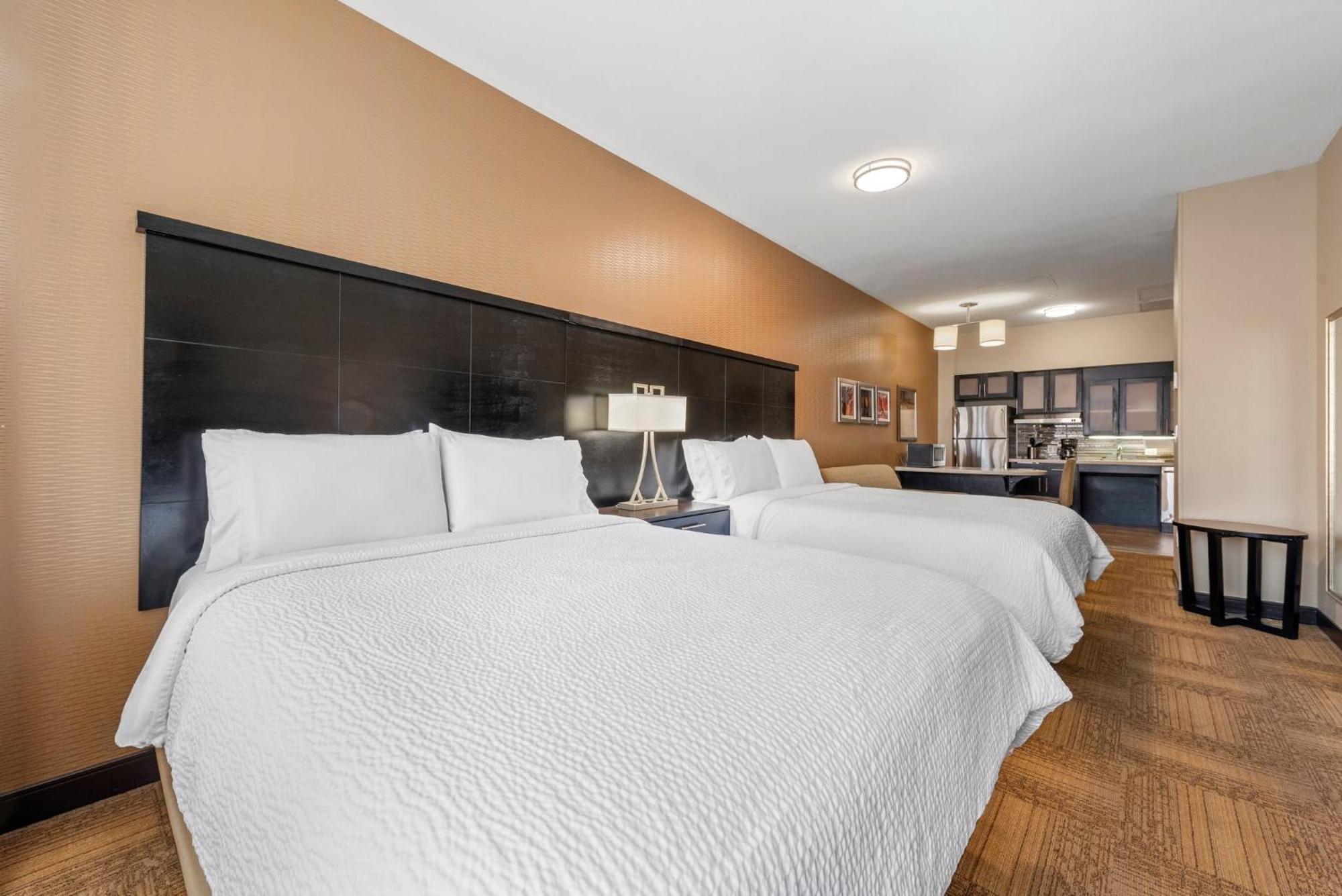 Studio Suite Two Queen Beds