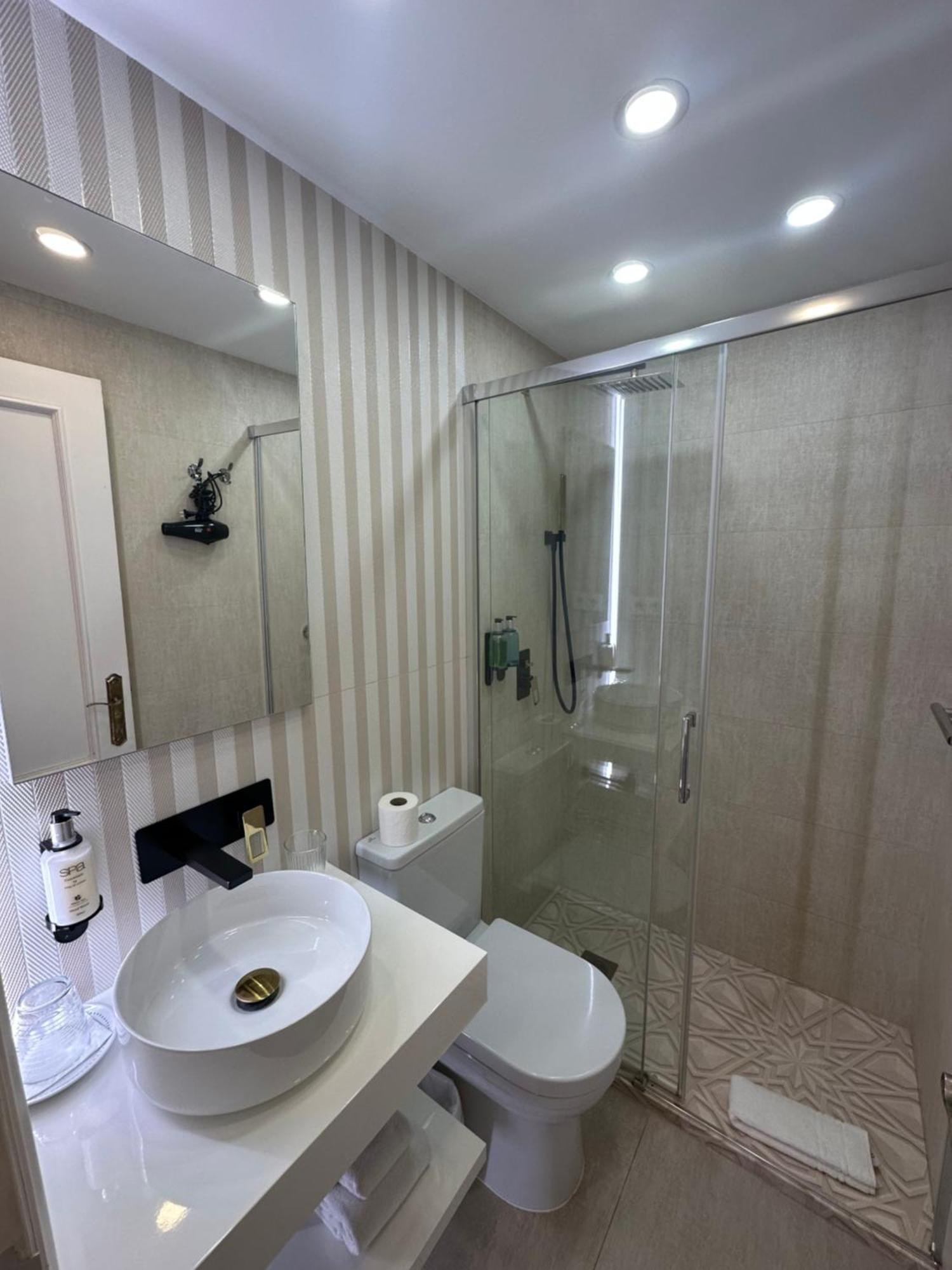Single Room Private Bathroom,1773972410:JPEG