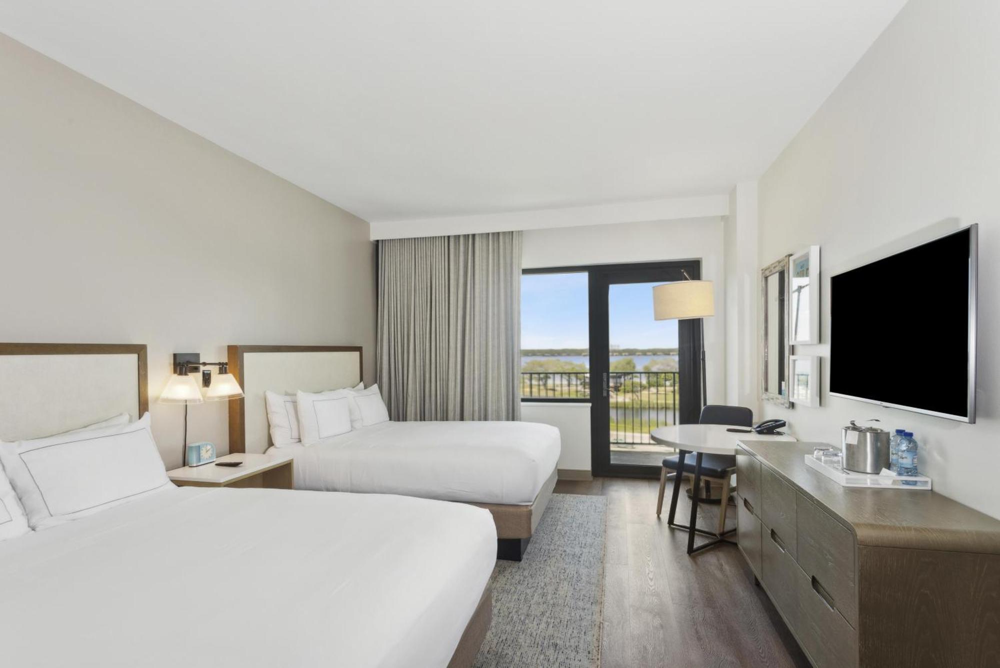 Queen Room Two Queen Beds Balcony