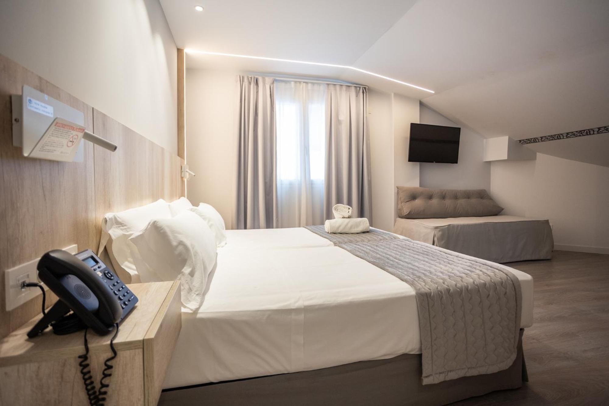 Classic Quadruple Room