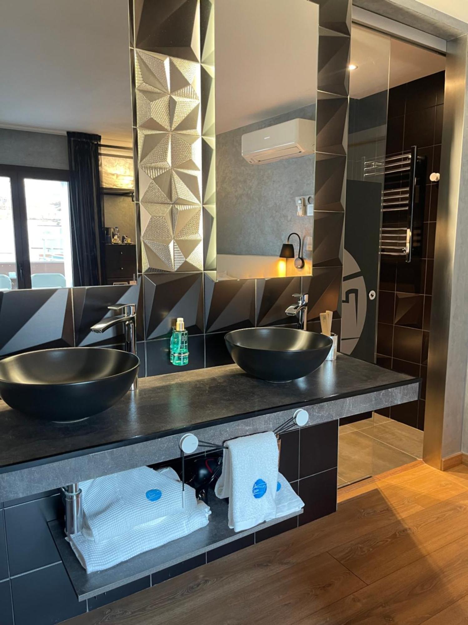 Deluxe Double Room Balcony