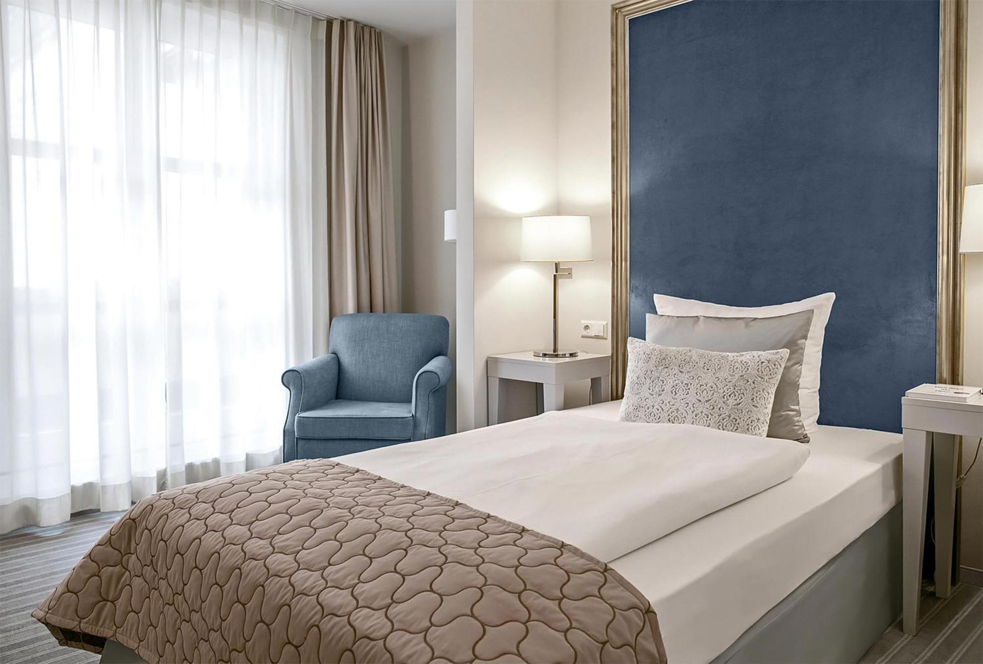 Superior Queen Room