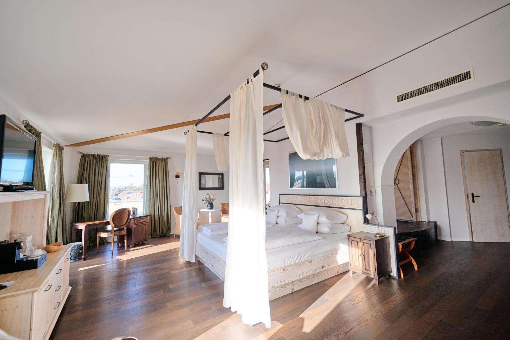 Penthouse Suite