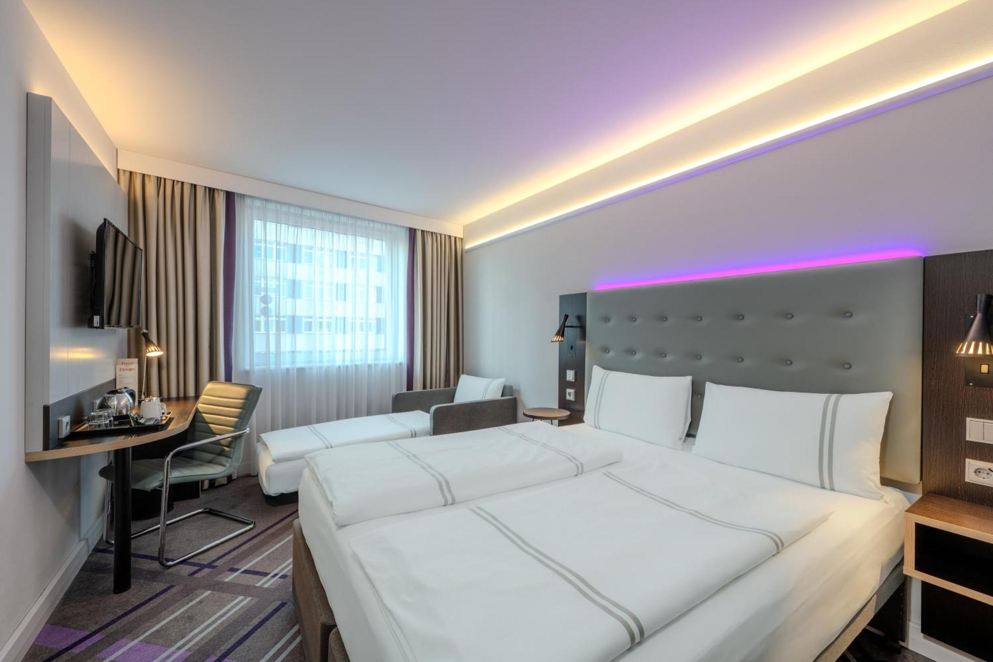 Standard Triple Room,1758518168:JPEG