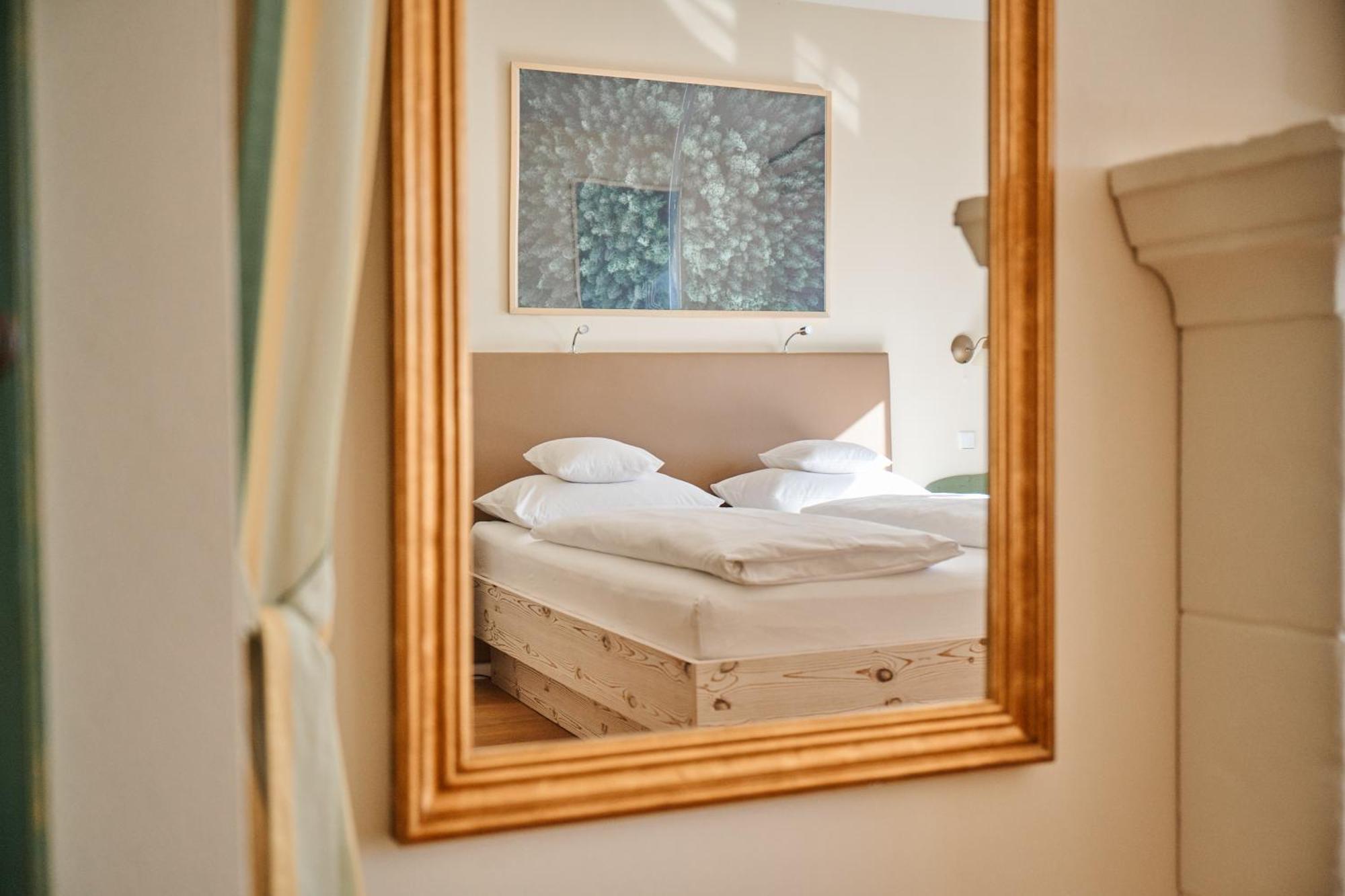 Prestige Room