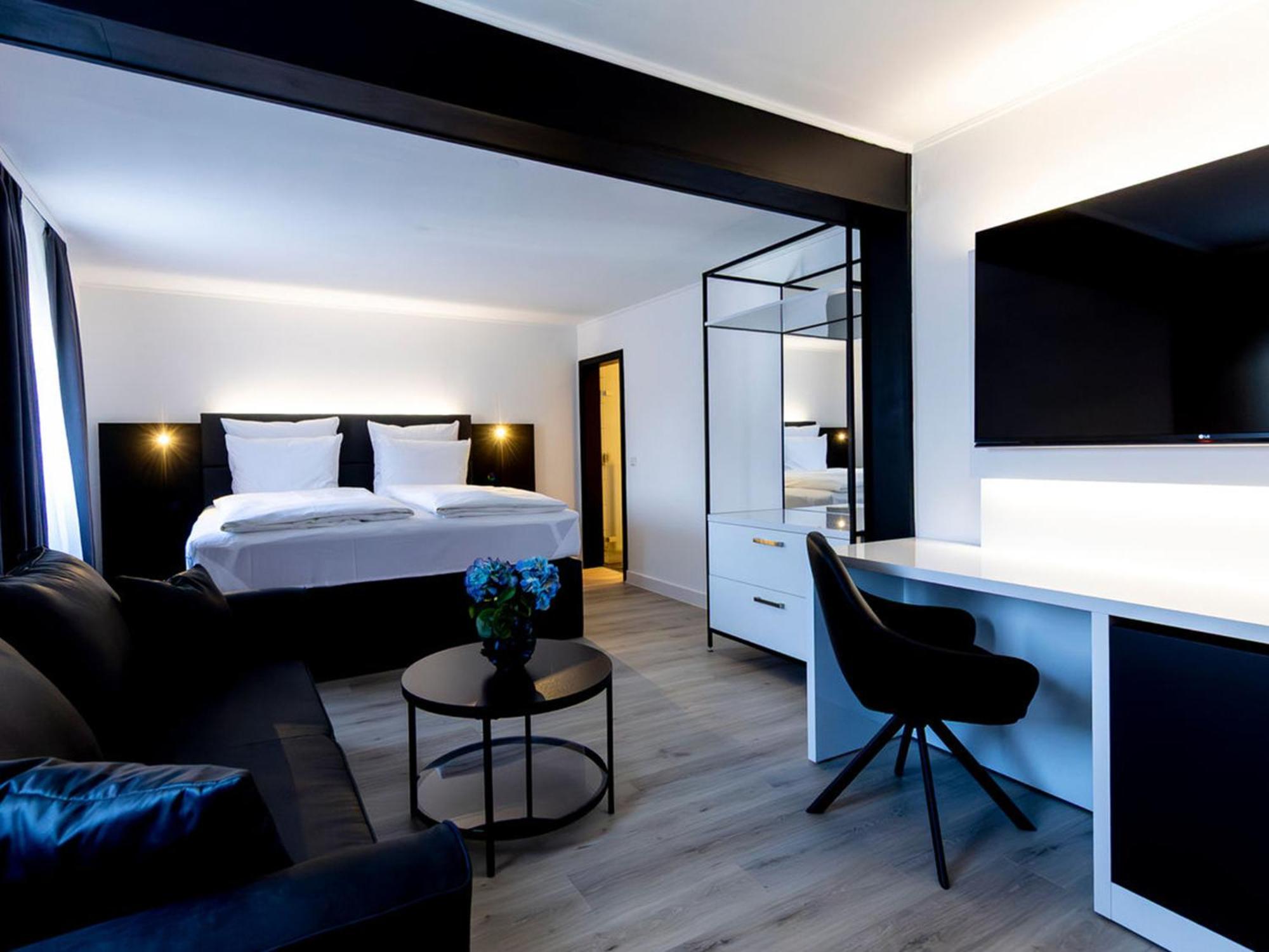 Superior Double Room,1758518085:JPEG