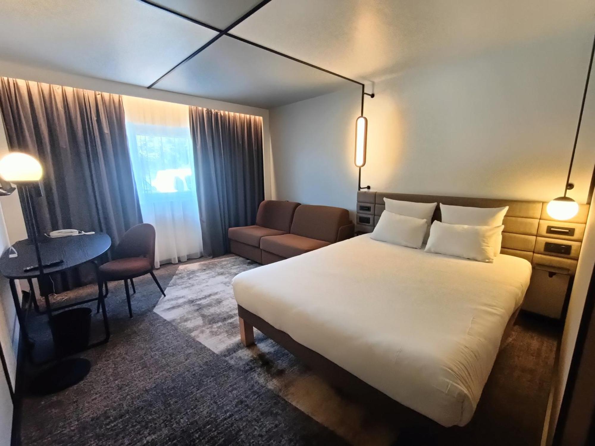 Executive Room One Double Bed One Single Sofa Bed,1769480808:JPEG
