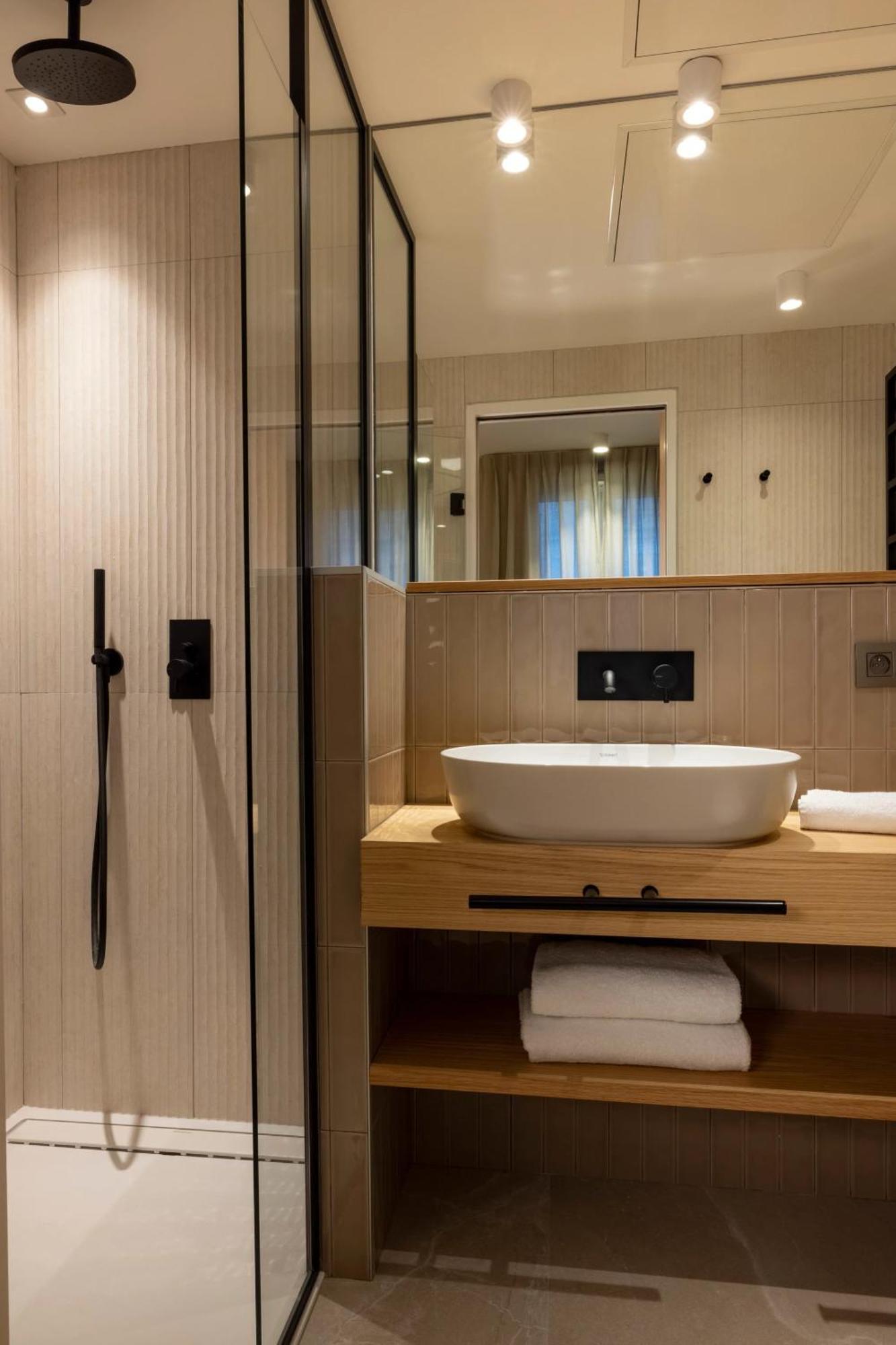Prestige Room balcony