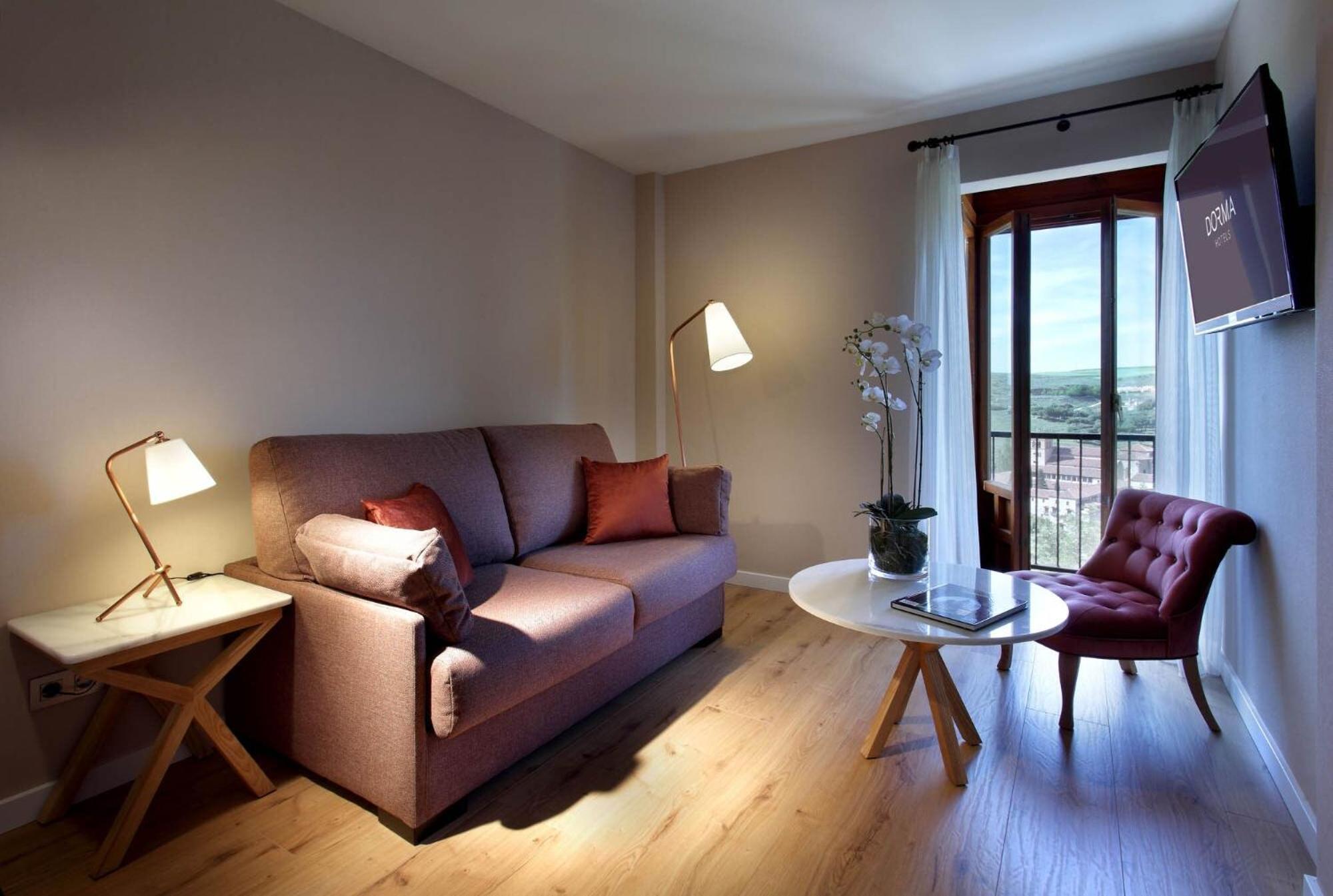 Triple Room,1758523340:JPEG