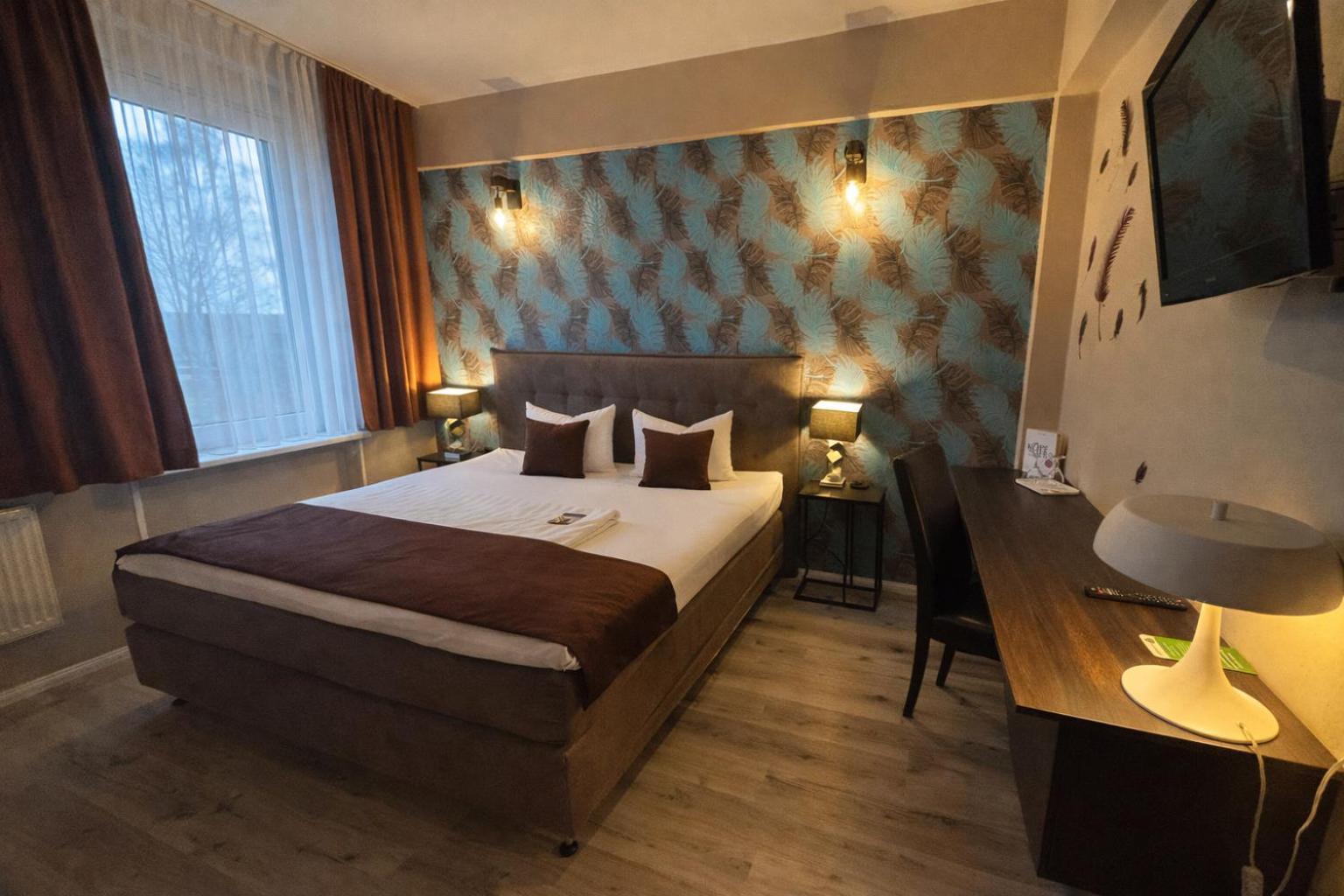 Double Room Bathroom