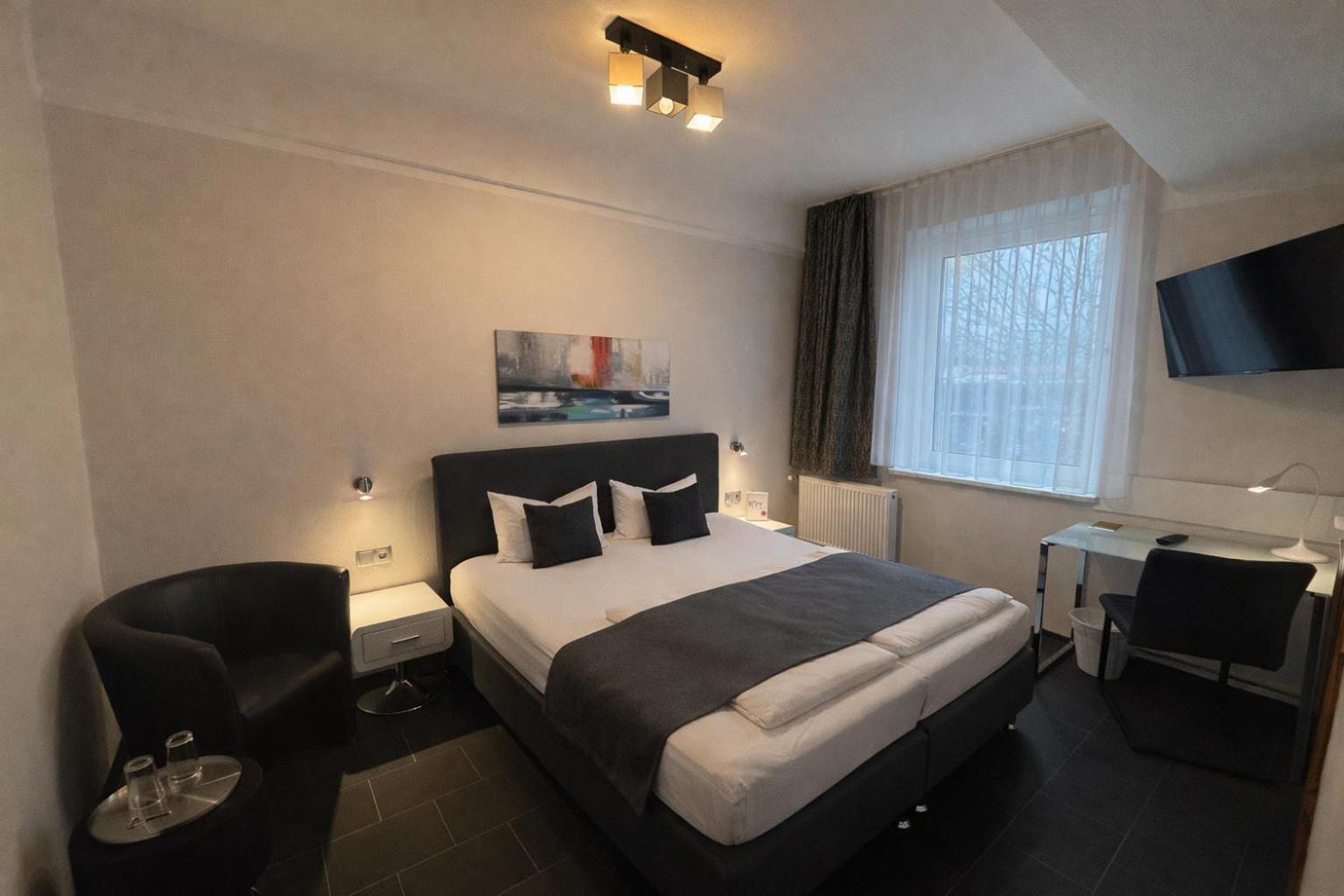 Double Room Bathroom