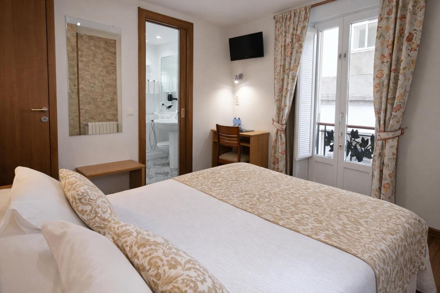 Superior Twin Room,1758532589:JPEG