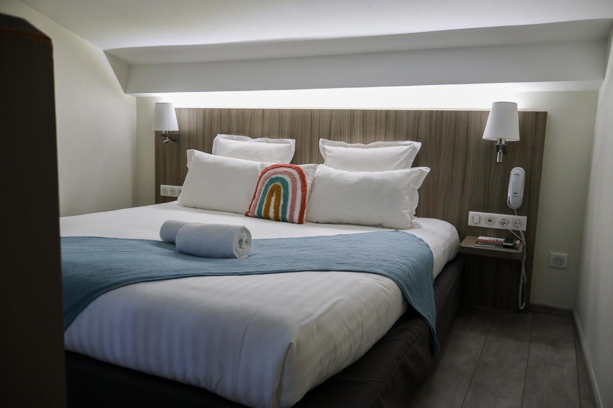 Duplex Quadruple Room