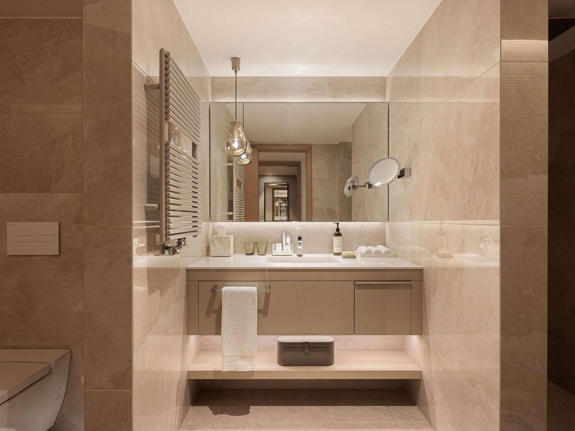King Studio Residence with Kitchen,1758540233:JPEG