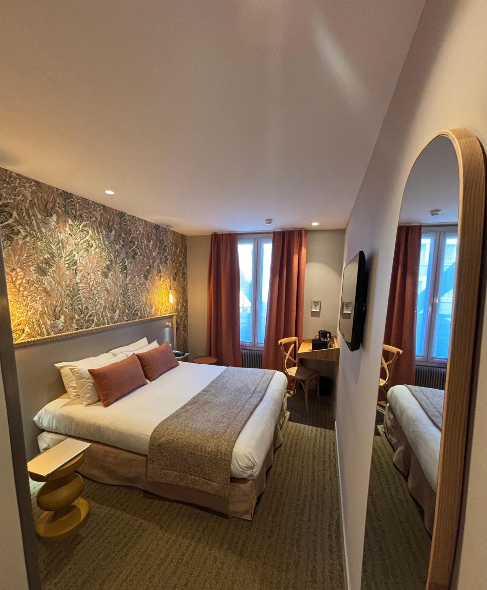Superior Queen Room