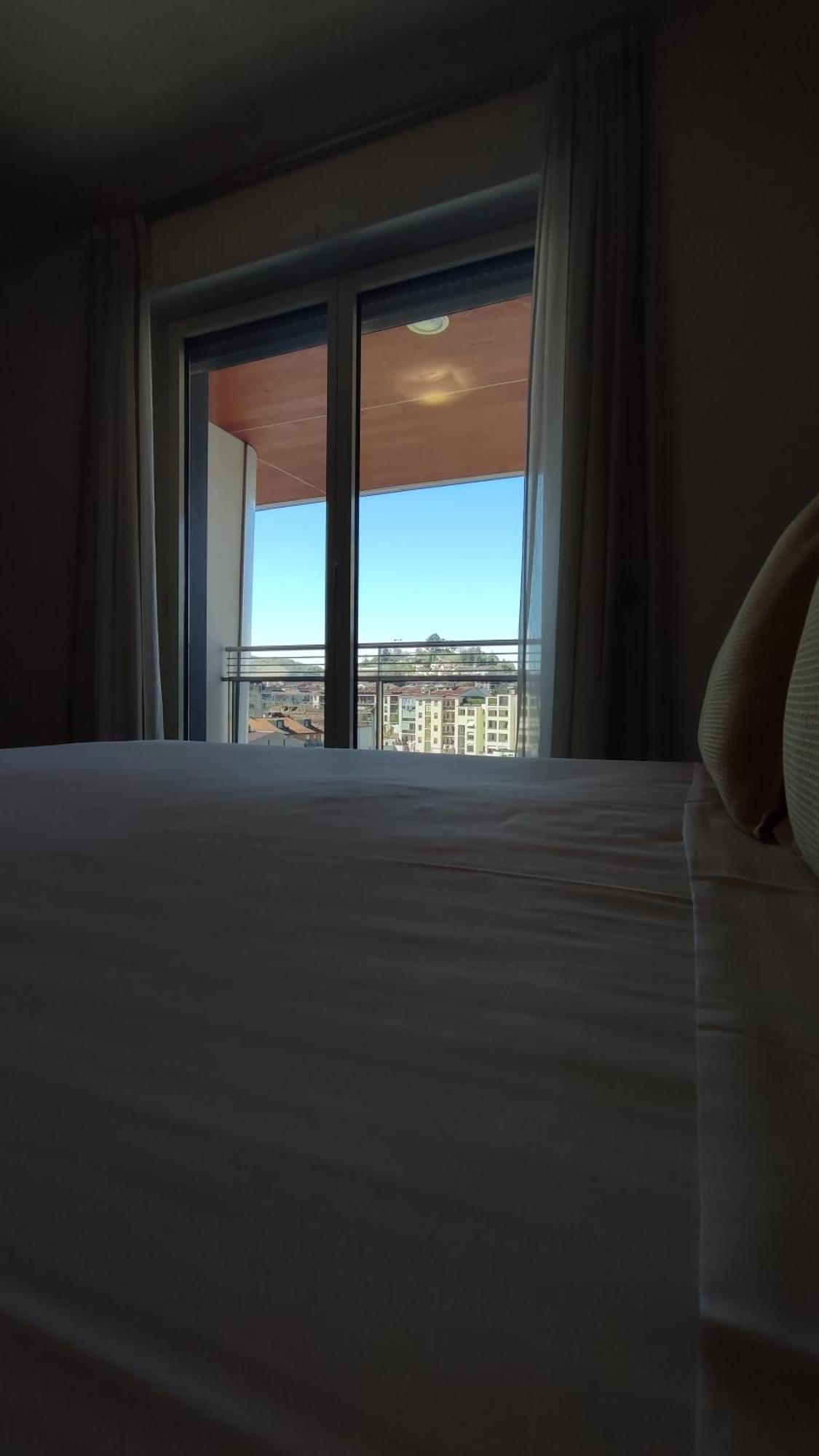 One-Bedroom Deluxe Apartment