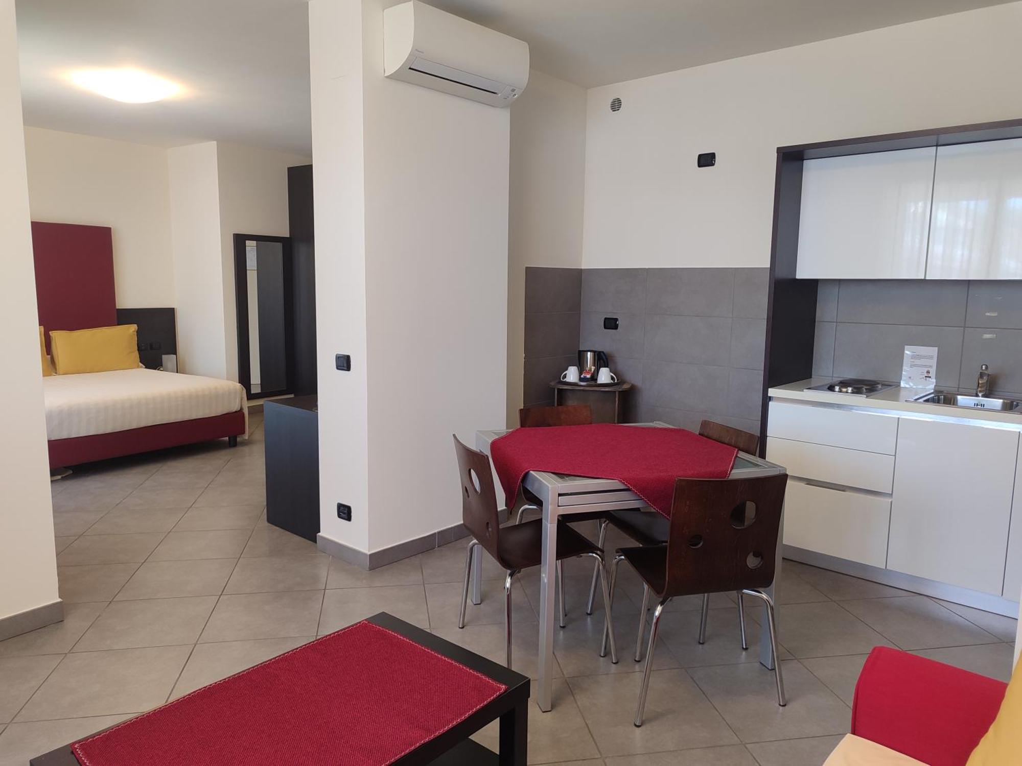 One-Bedroom Deluxe Apartment