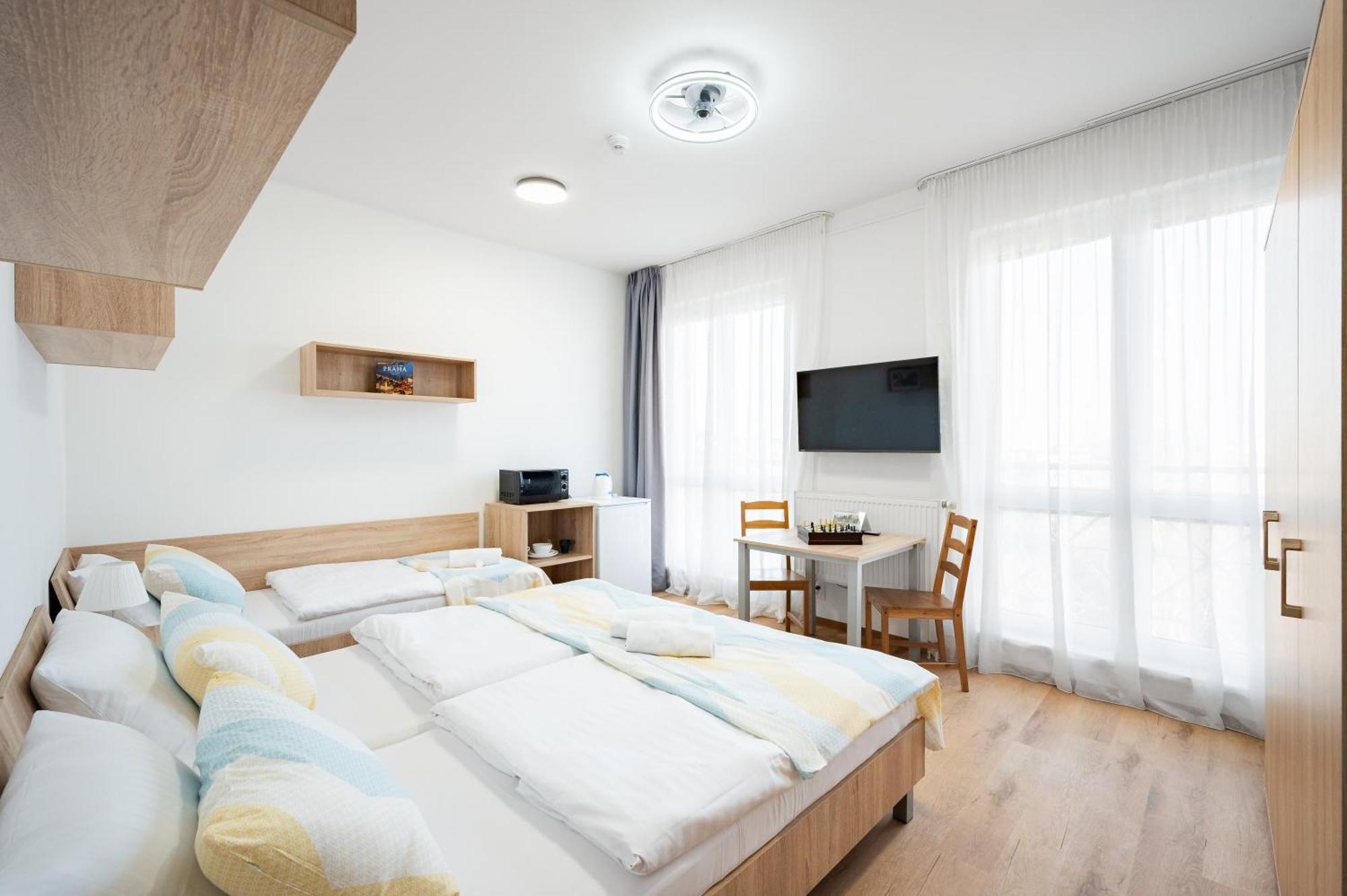 Triple Room,1758577073:JPEG