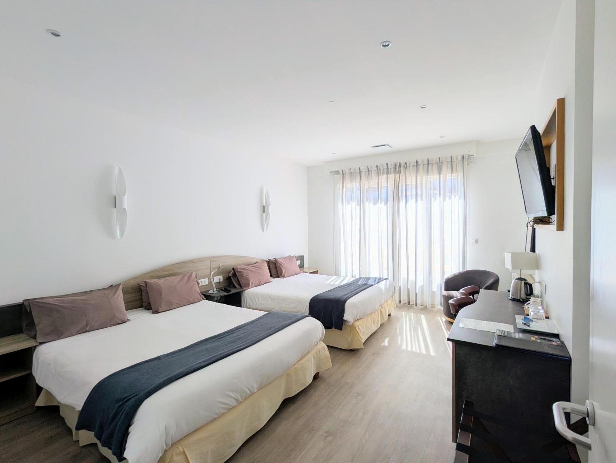 Habitación Familiar Superior con balcón
