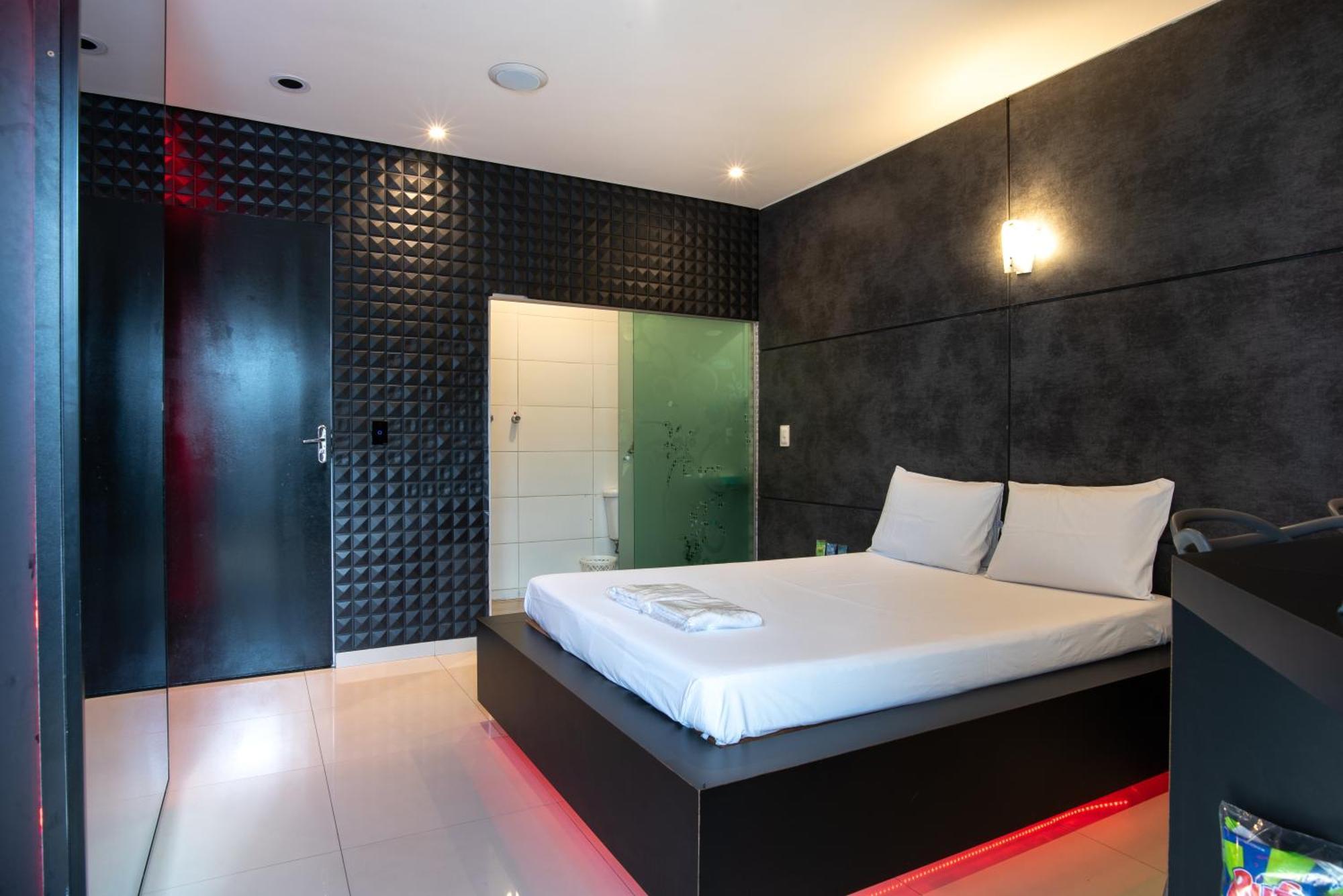 Standard Suite