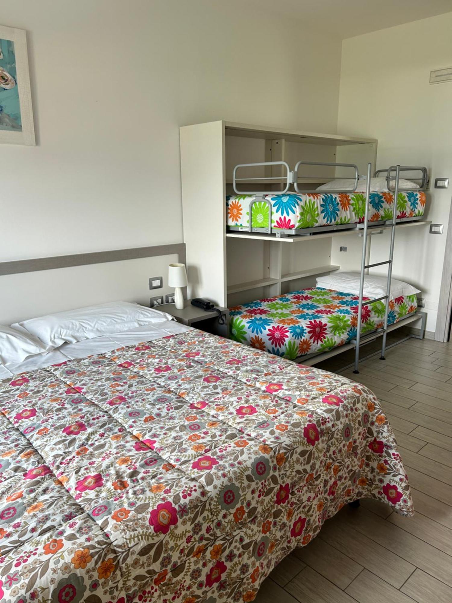 Quadruple Room Lake View