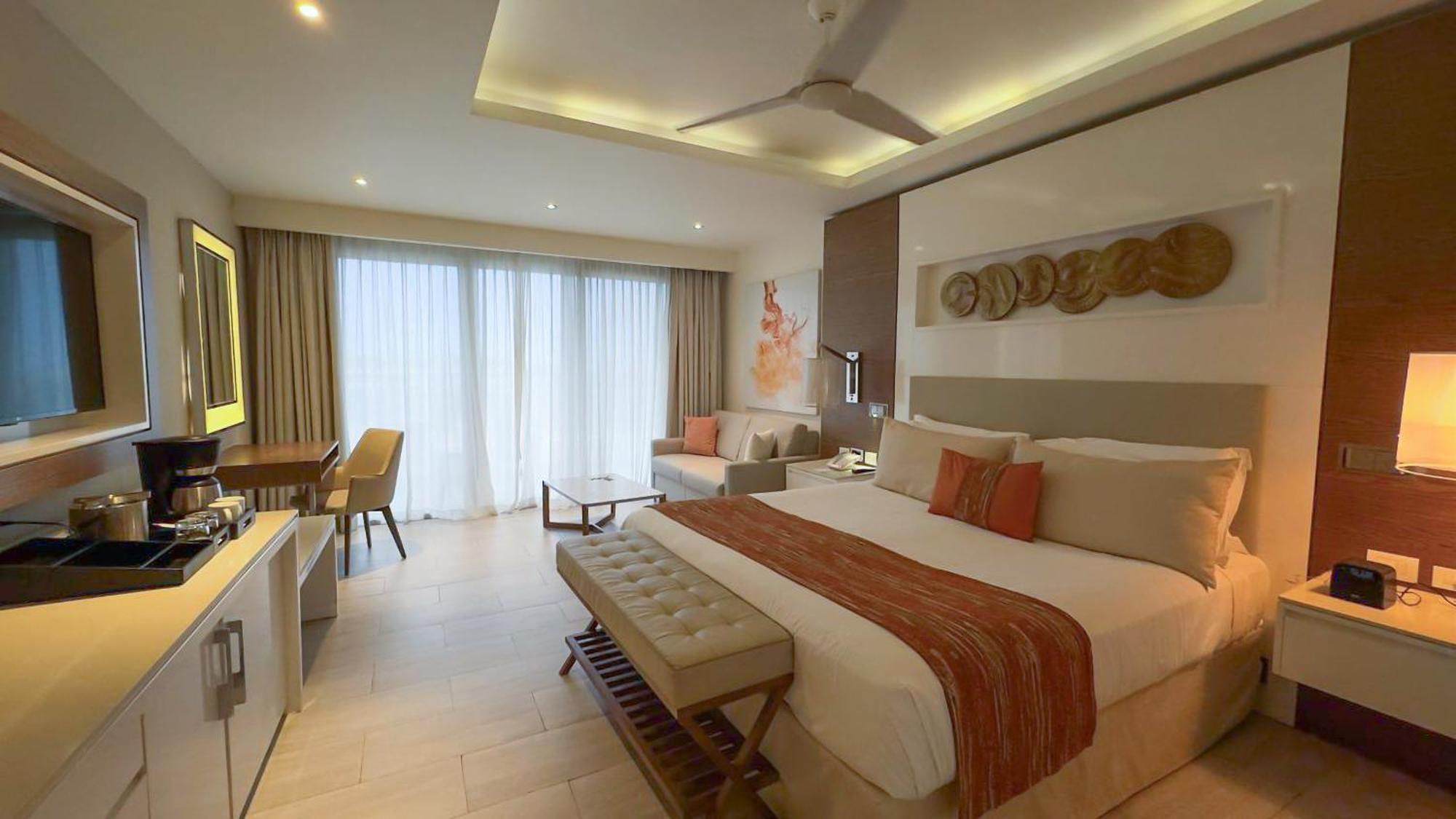 Luxury Presidential One Bedroom Suite