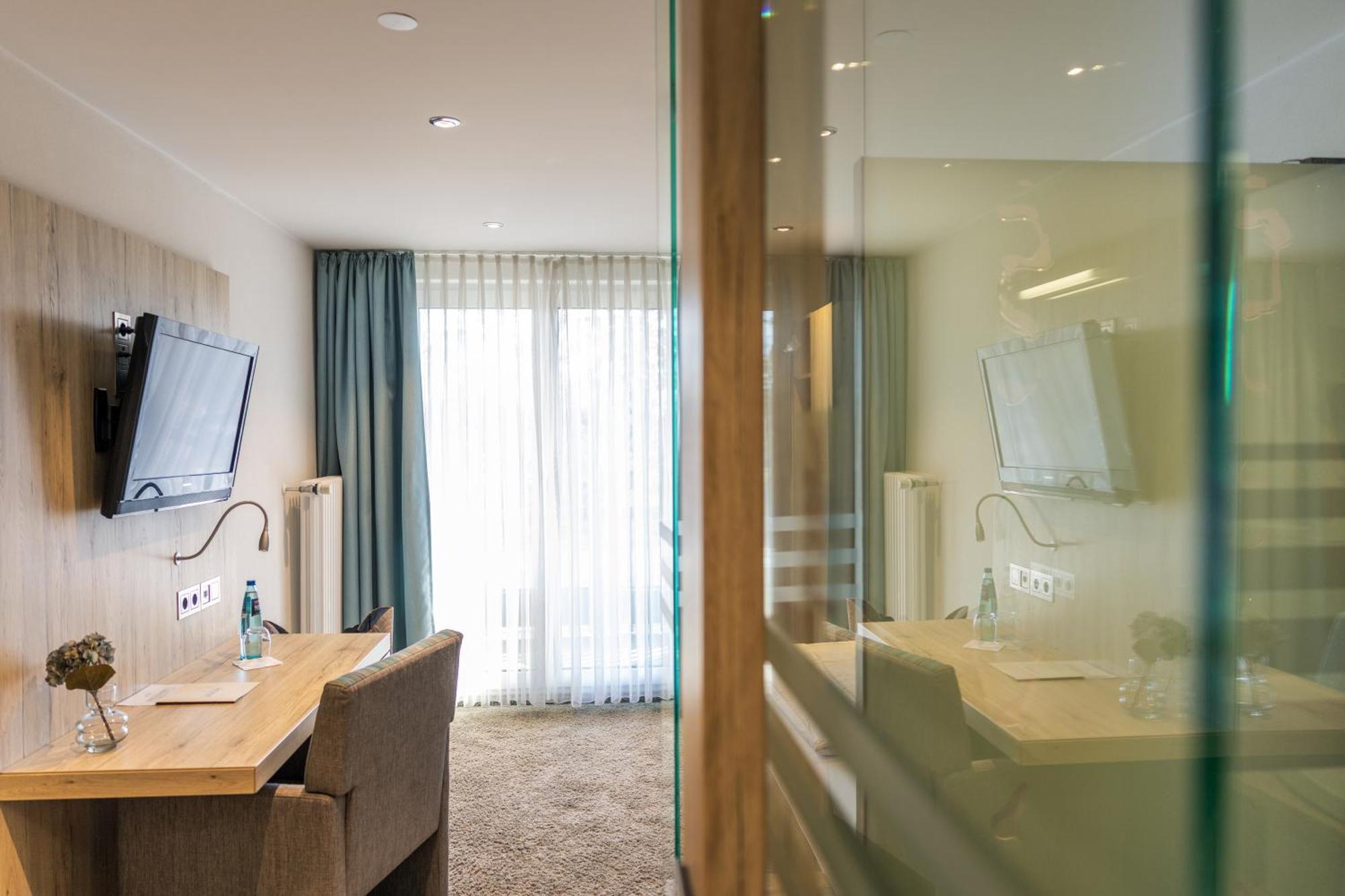 Single Room Balcony