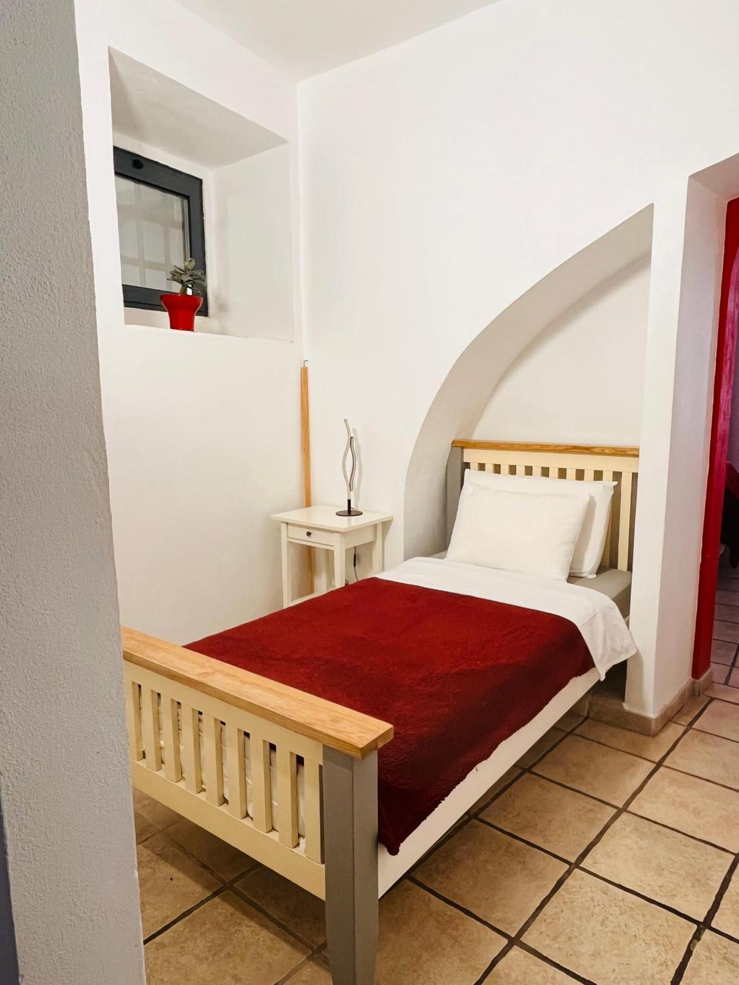 Double or Twin Room Private Bathroom