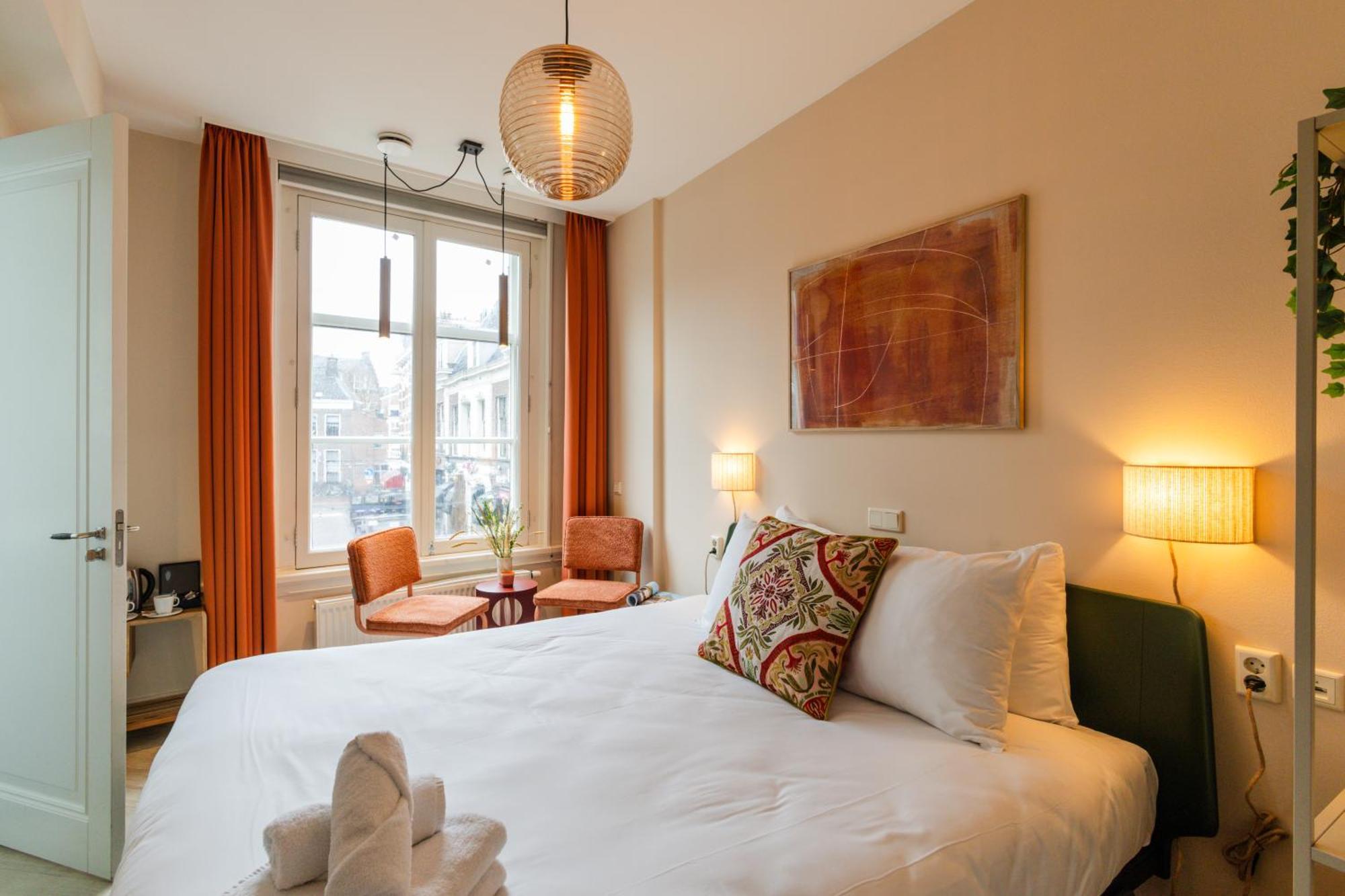 Small Double Room,1758801363:JPEG