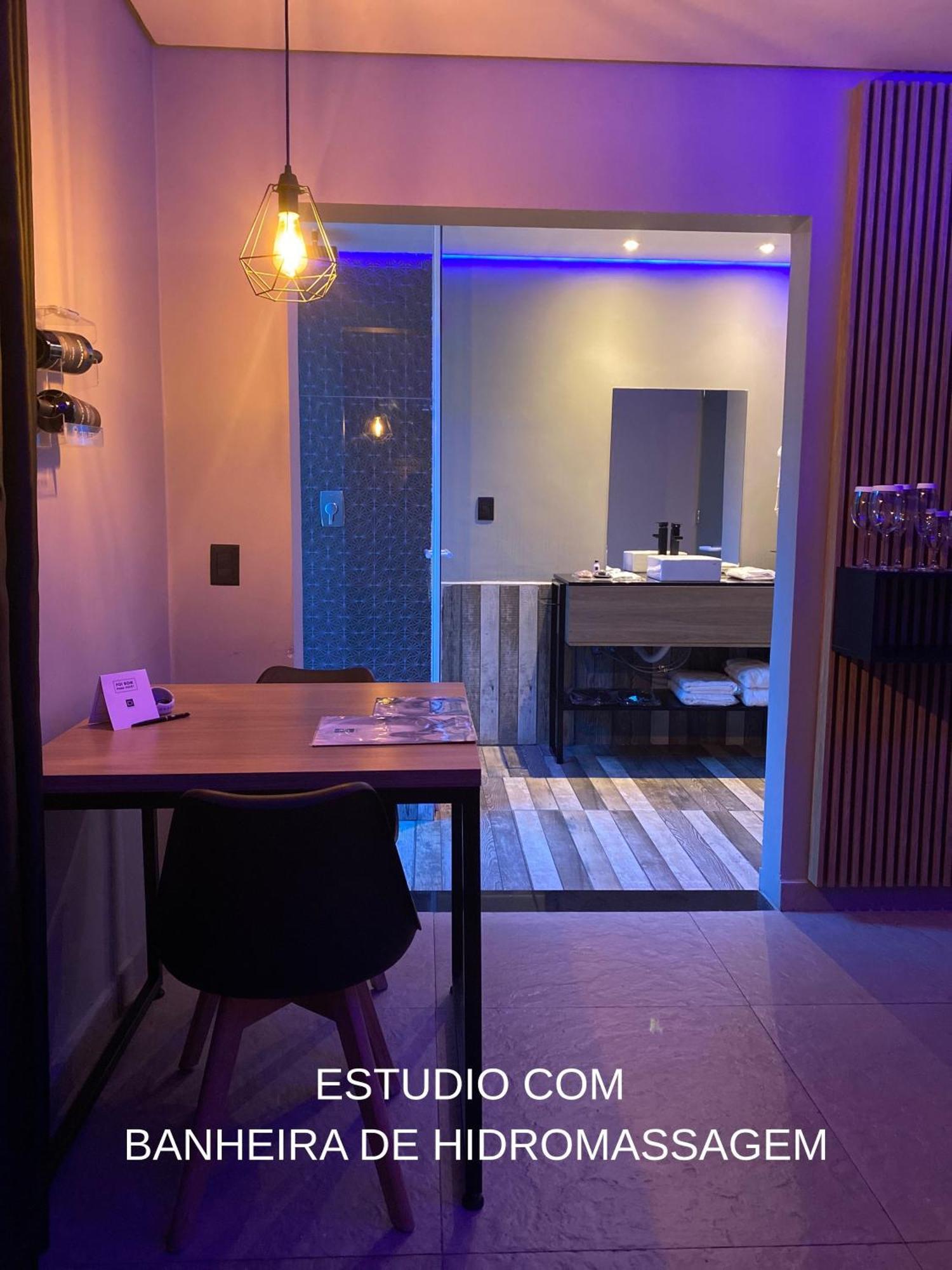 Studio Spa Bath